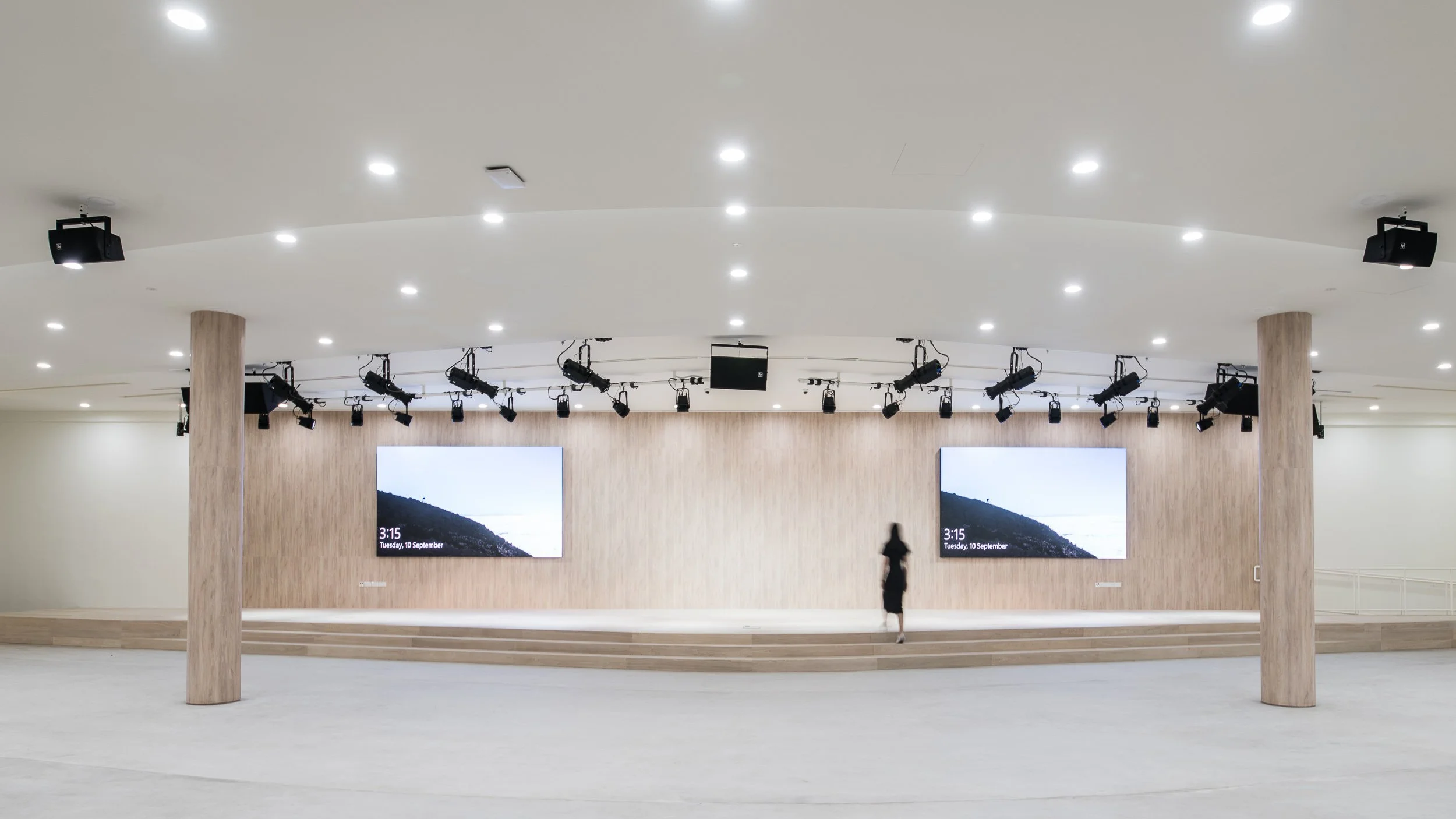 tzuchi-institutional-event-hall-transformation-007.jpg