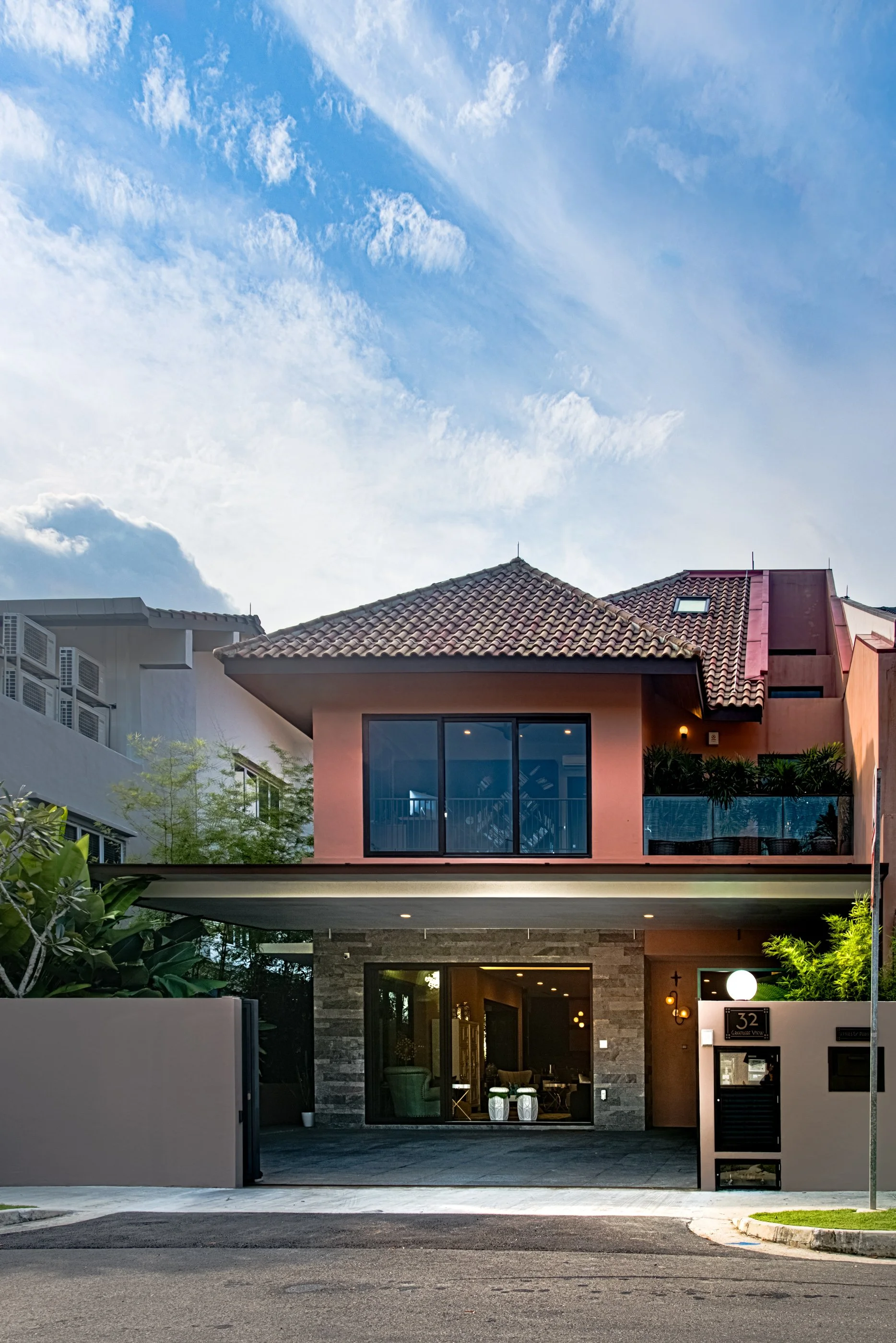 holland-green-landed-property-facade-001.jpg