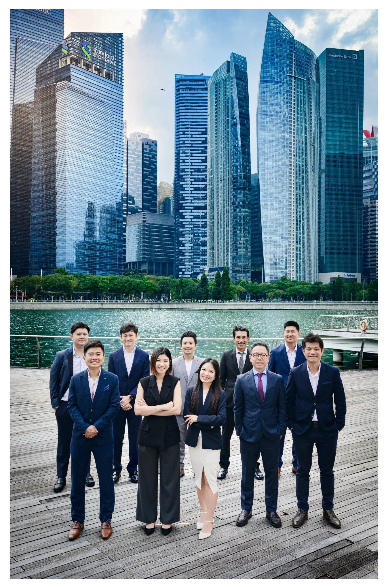 Corporate-group-excutive-professional-outdoor-009.jpg