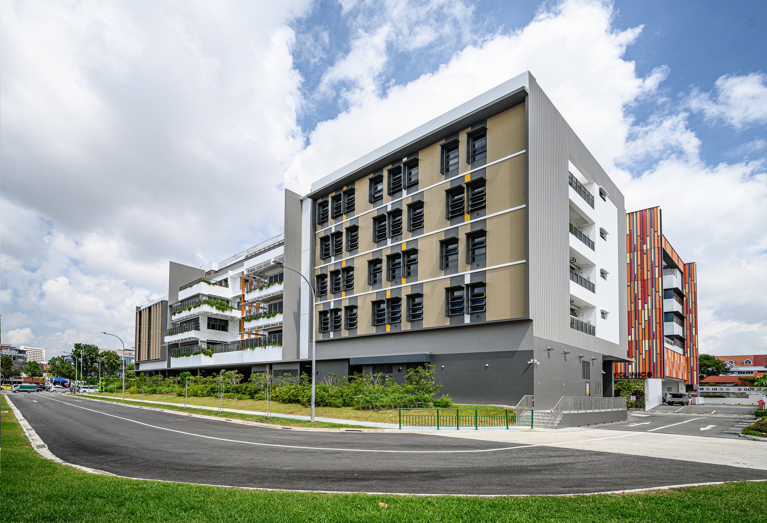chin-cheng-ave-commercial-building-exterior-004.jpg