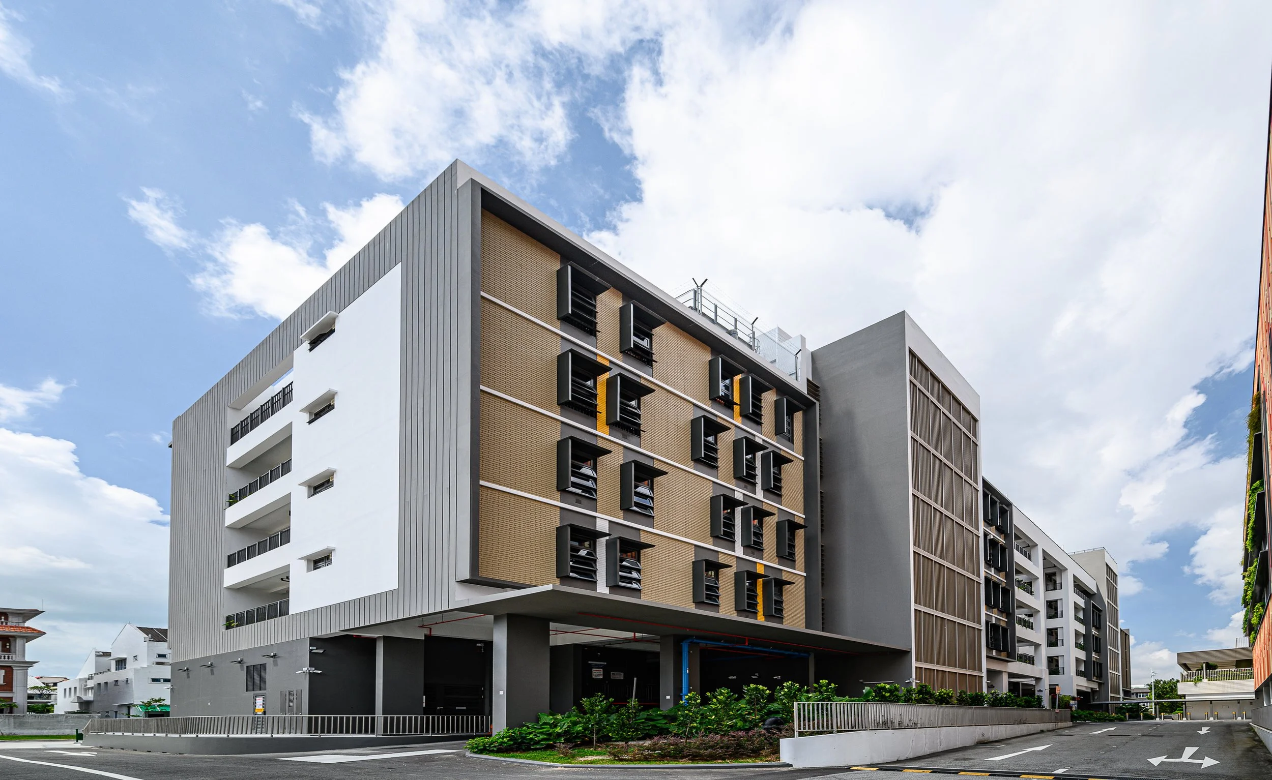 chin-cheng-ave-commercial-building-exterior-003.jpg