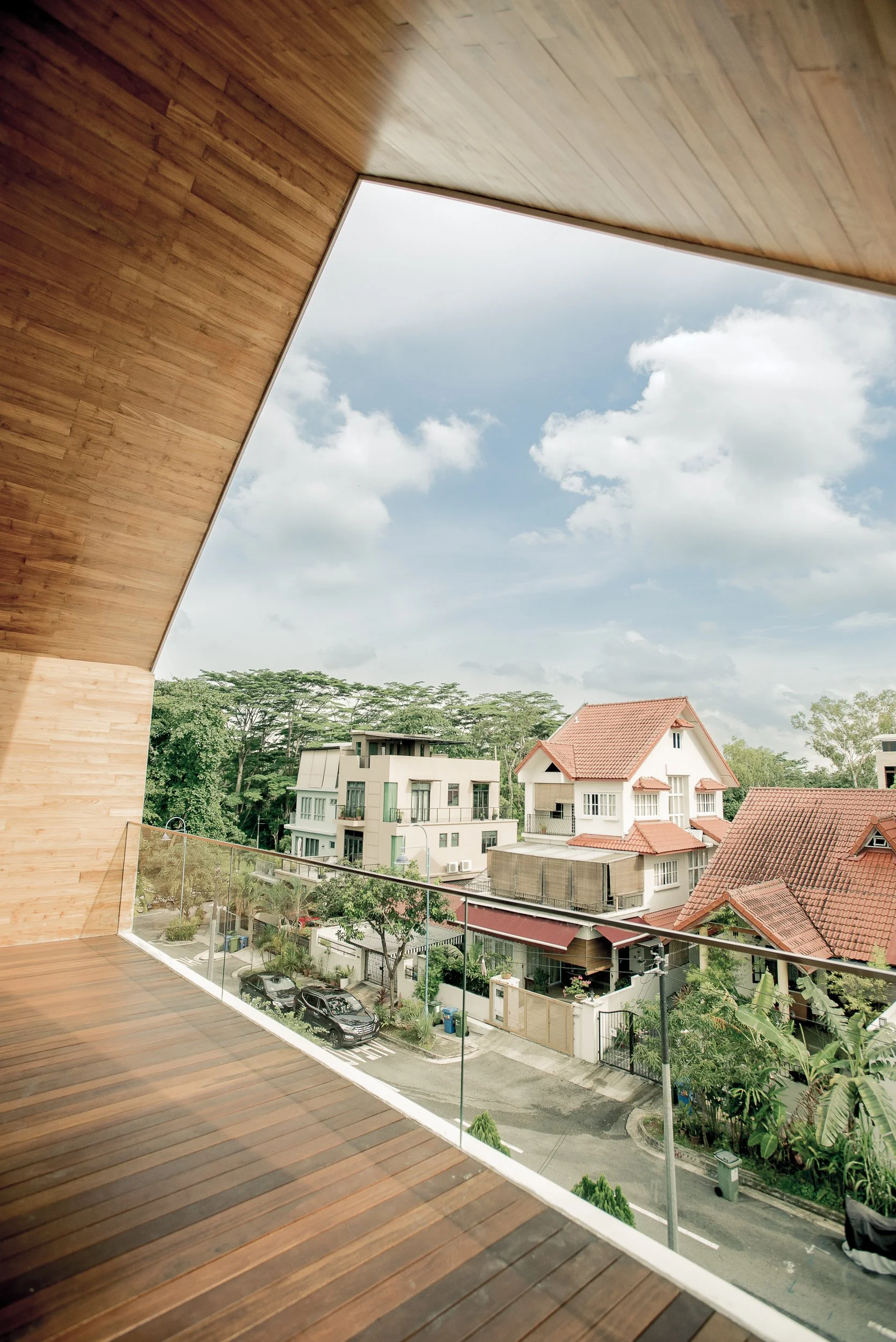 singapore-landed-property-balcony-001.jpg
