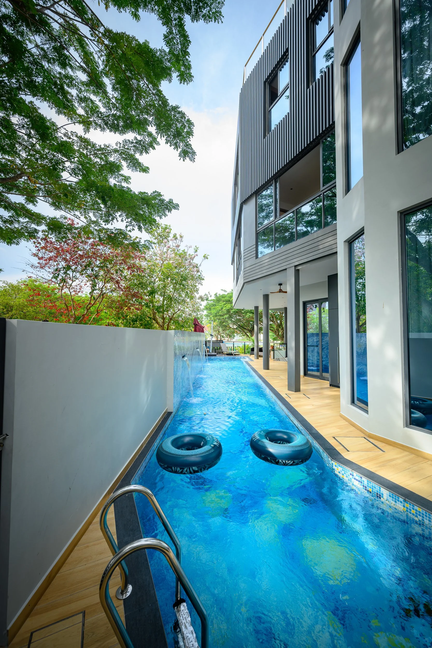 andrew-phua-architecture-SG-landed-poolside-007.jpg