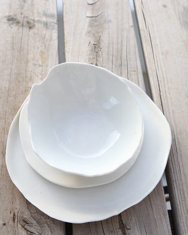 Porcelain plates

#porcelana #platosporcelana #porcelainplates #handmade #smallbusinness #ceramics #cer&aacute;mica #porselein