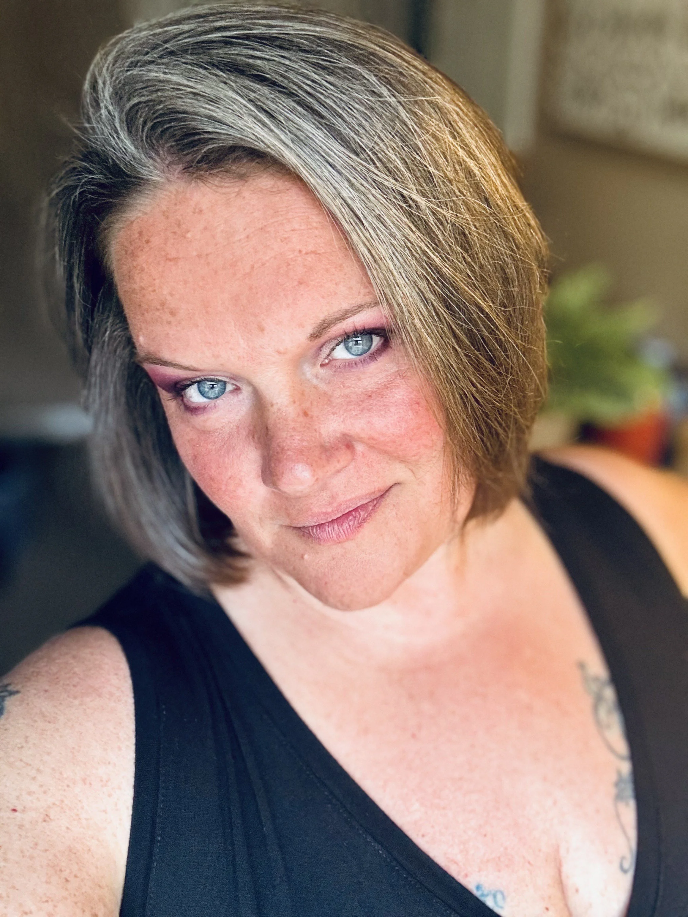 Mama Jessie, a loving and very giving mother of 2. PEW Crew, Offside ambassador and content creator.