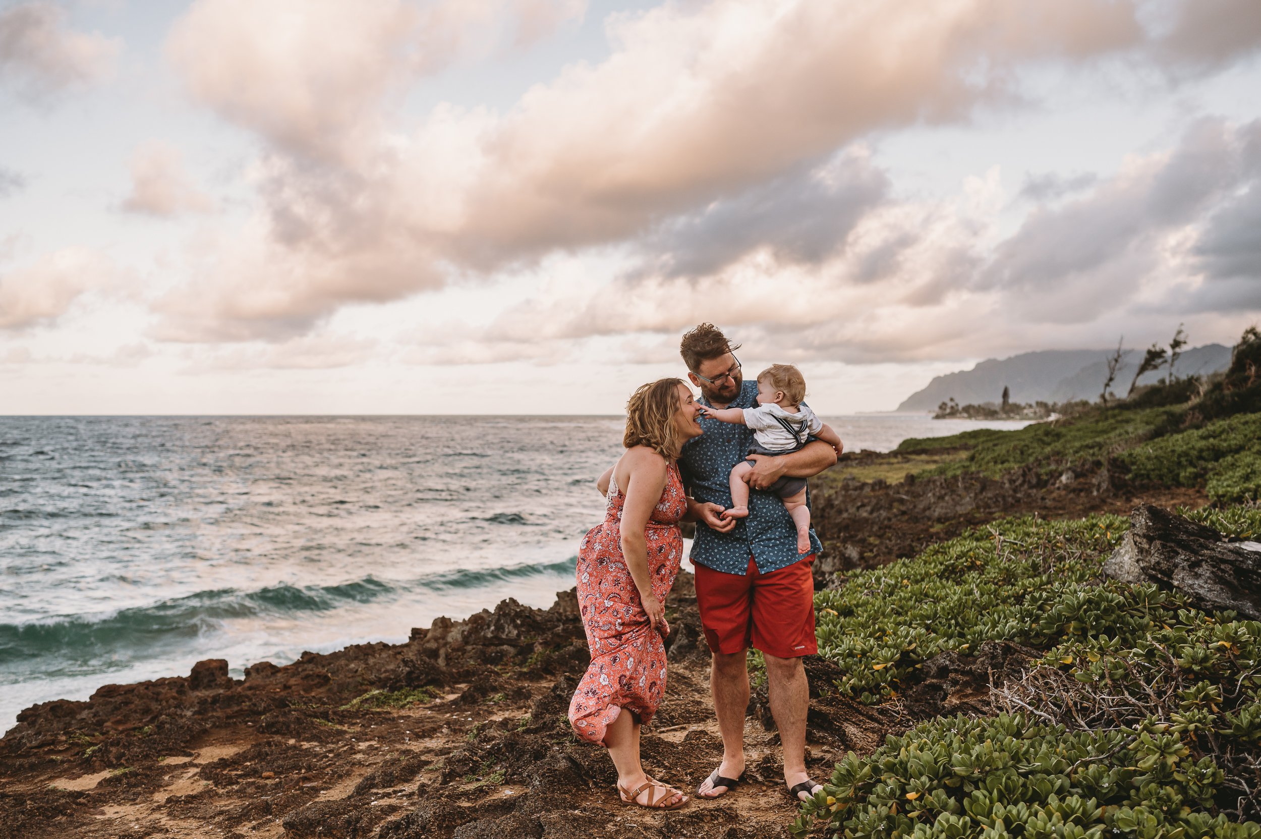 North-Shore-Family-Beach-Photos-Laie-Beach-Sarah-Elizabeth-Photos-and-film-hawaii-family-photographer-8462.jpg