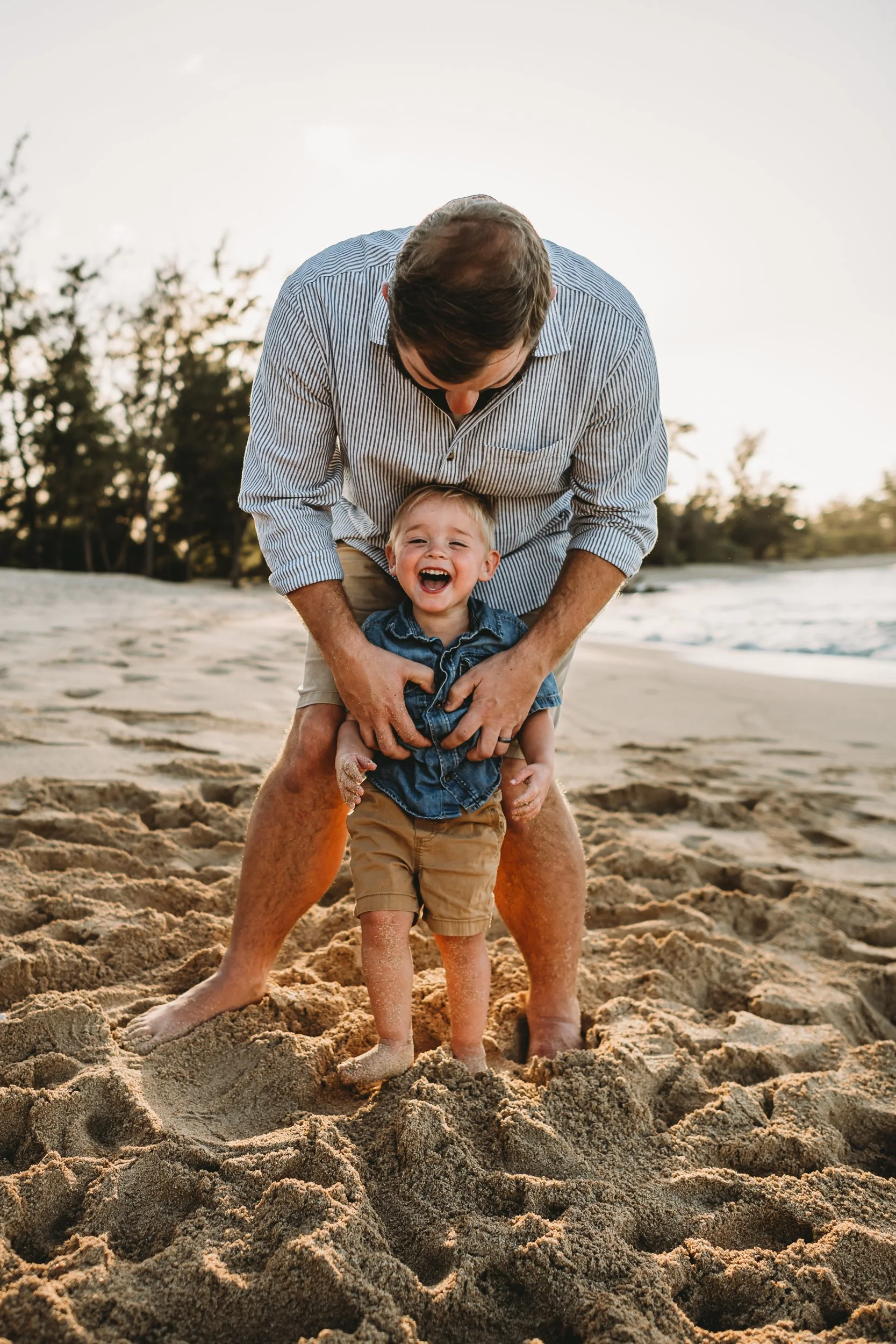 North-shore-family-photos-family-of-five-small-children-playful-organic-lifestyle-beach-photos-9892.jpg