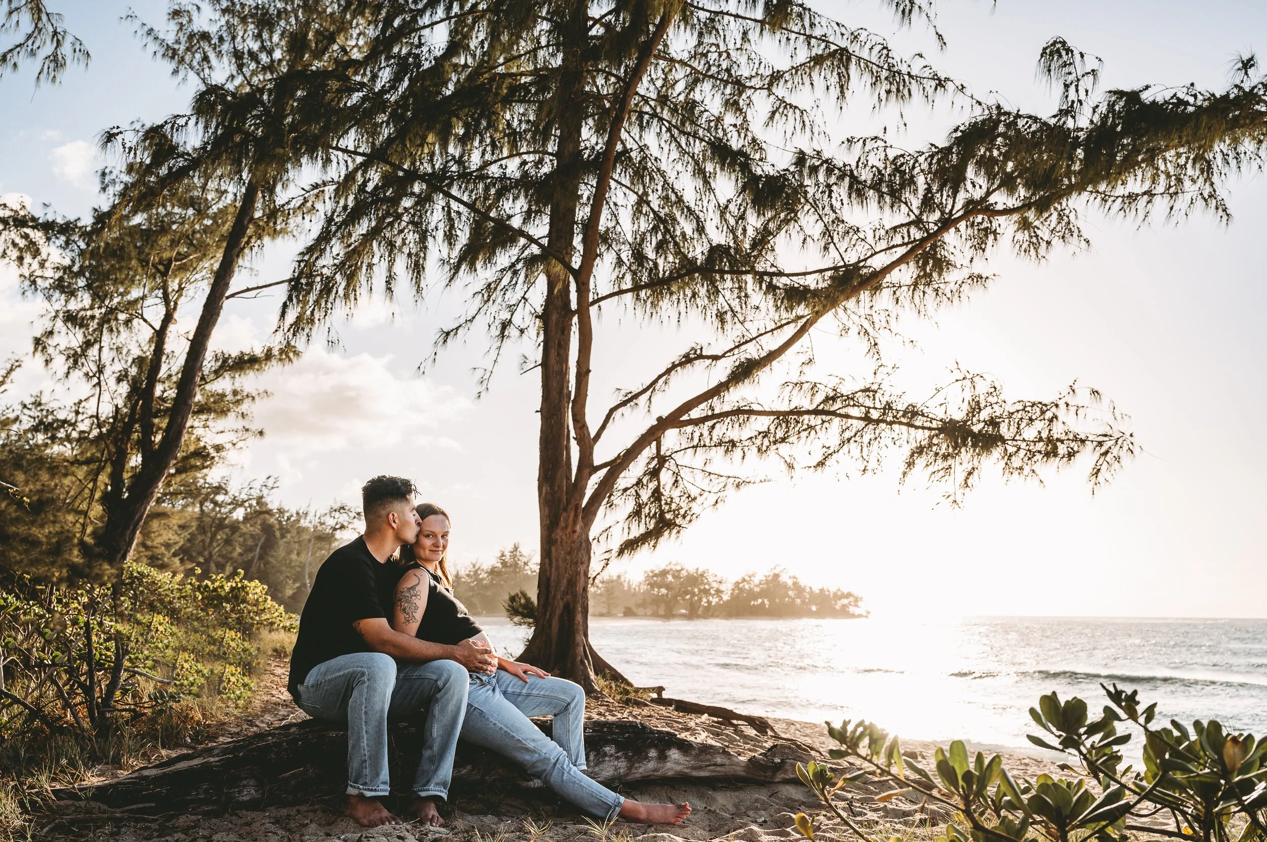 maternity-session-polo-beach-north-shore-sarah-elizabeth-photos-and-film--4.jpg