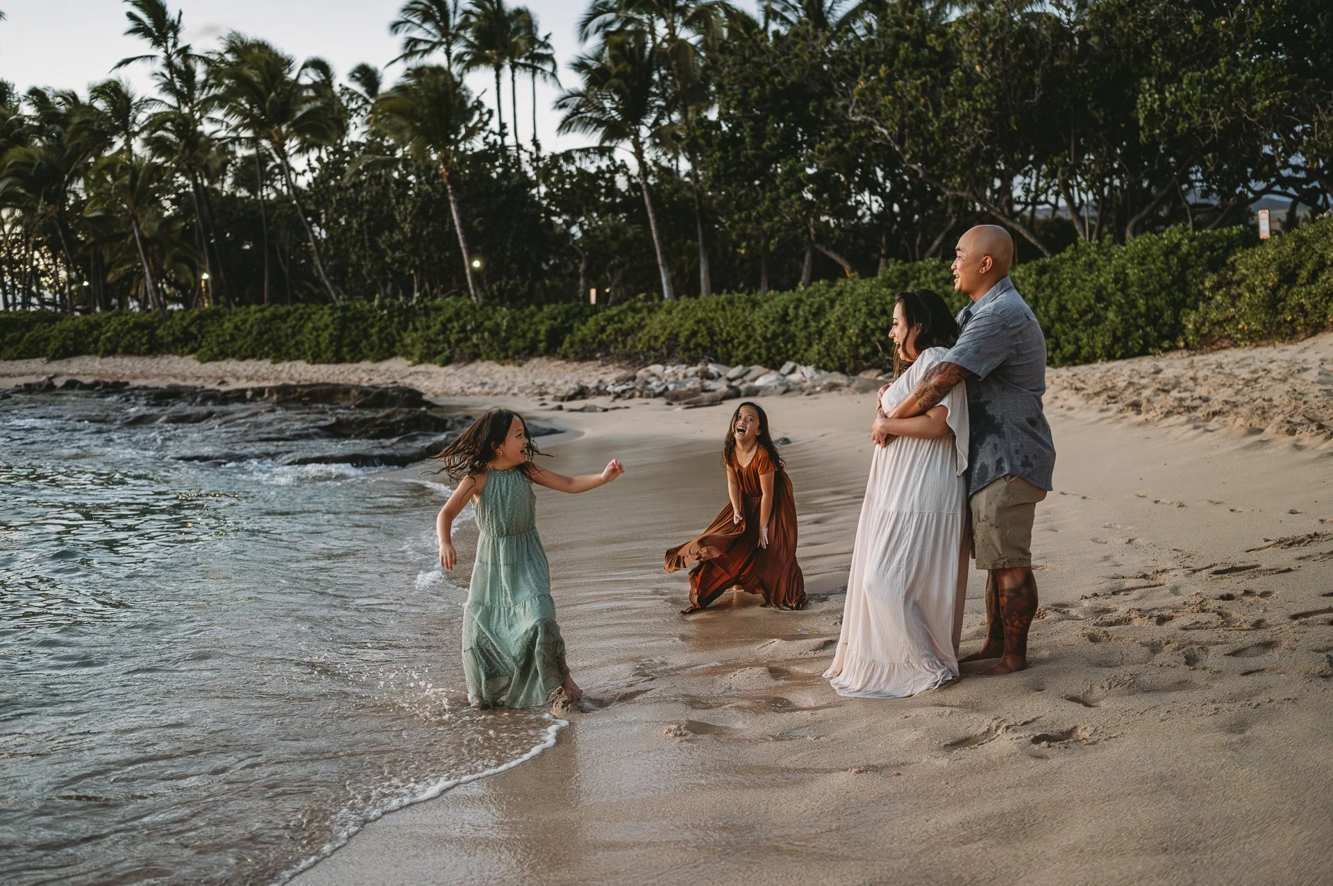 Aulani-disney-paradise-cove-secret-beach-family-vacation-photos-birthday-sarah-elizabeth-photos-and-film-oahu-family-photographer--18.jpg