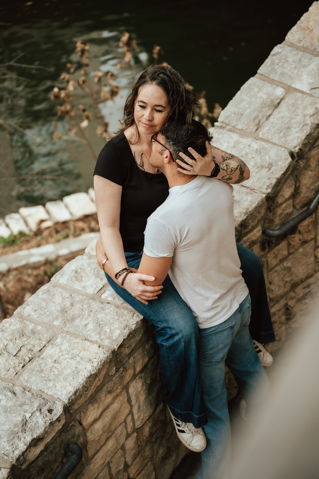 San-Antonio-River-Walk-Casual-couples-photos-downtown-jeans-sarah-elizabeth-photos-and-film-family-couples-photographer5810.jpg