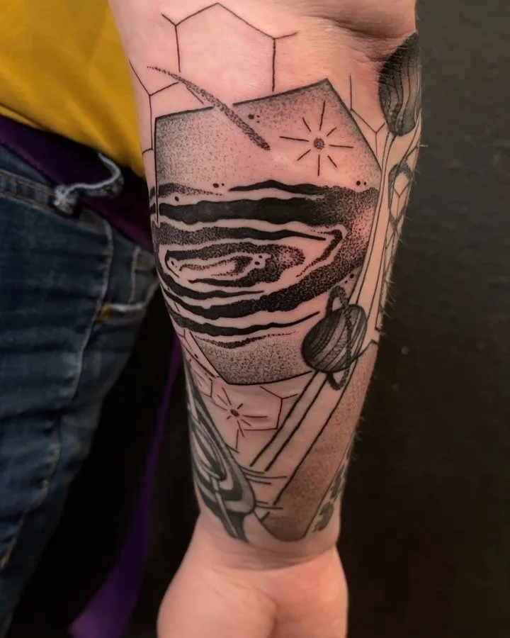 Space stuff! Reimagining how to chop up our little solar system and sprinkle in some shapes. I really loved playing with the overlapping paths to make positive and negative shapes in the design. I had so much fun making this. My books are open, booki