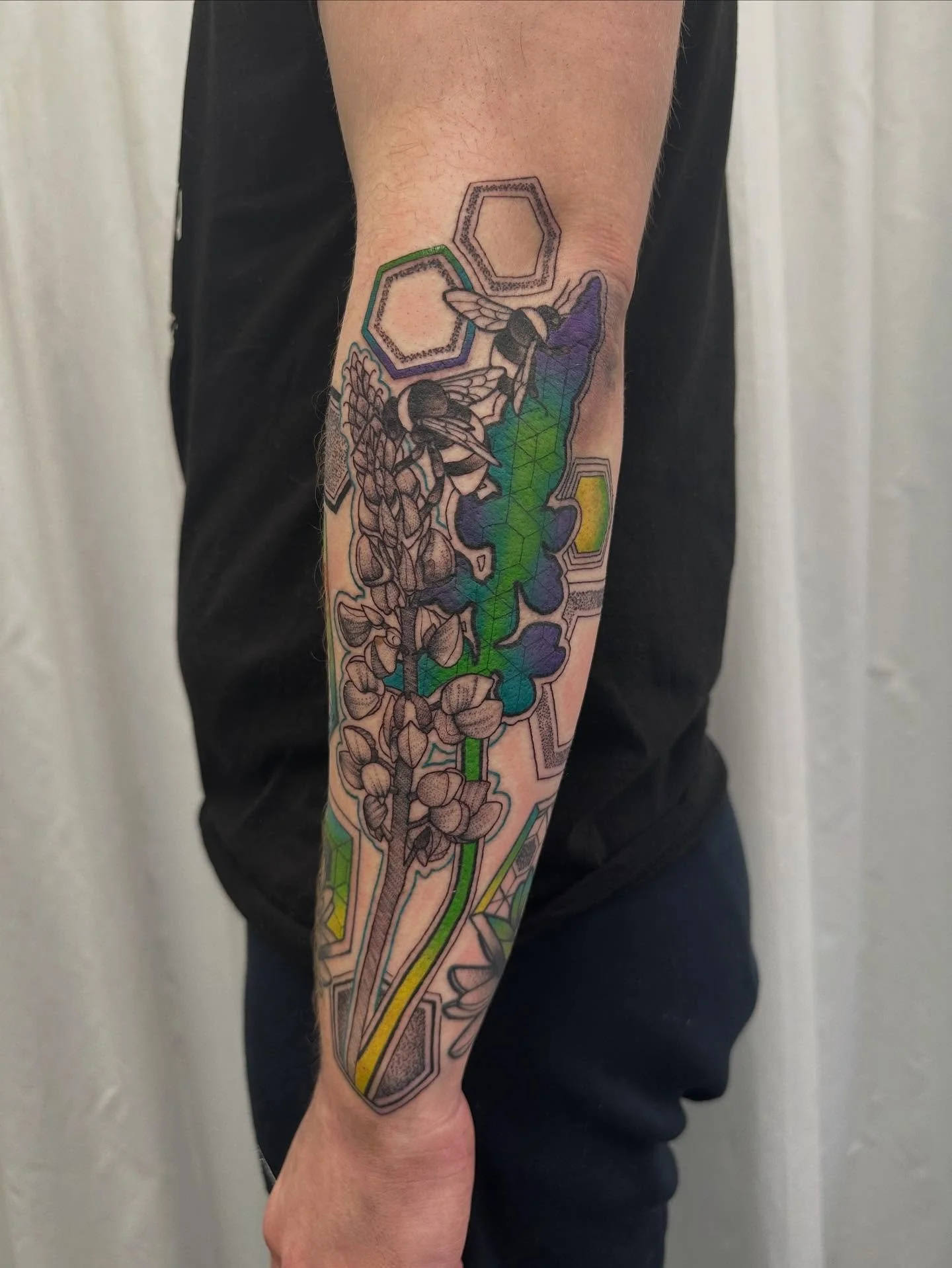 Time available Saturday. Loved playing with silhouettes color and pattern with this piece. Looking to add more florals work to my portfolio. Tattoo time available. Big or small. Your idea or mine. DM or Email. Let&rsquo;s make something cool. Booking