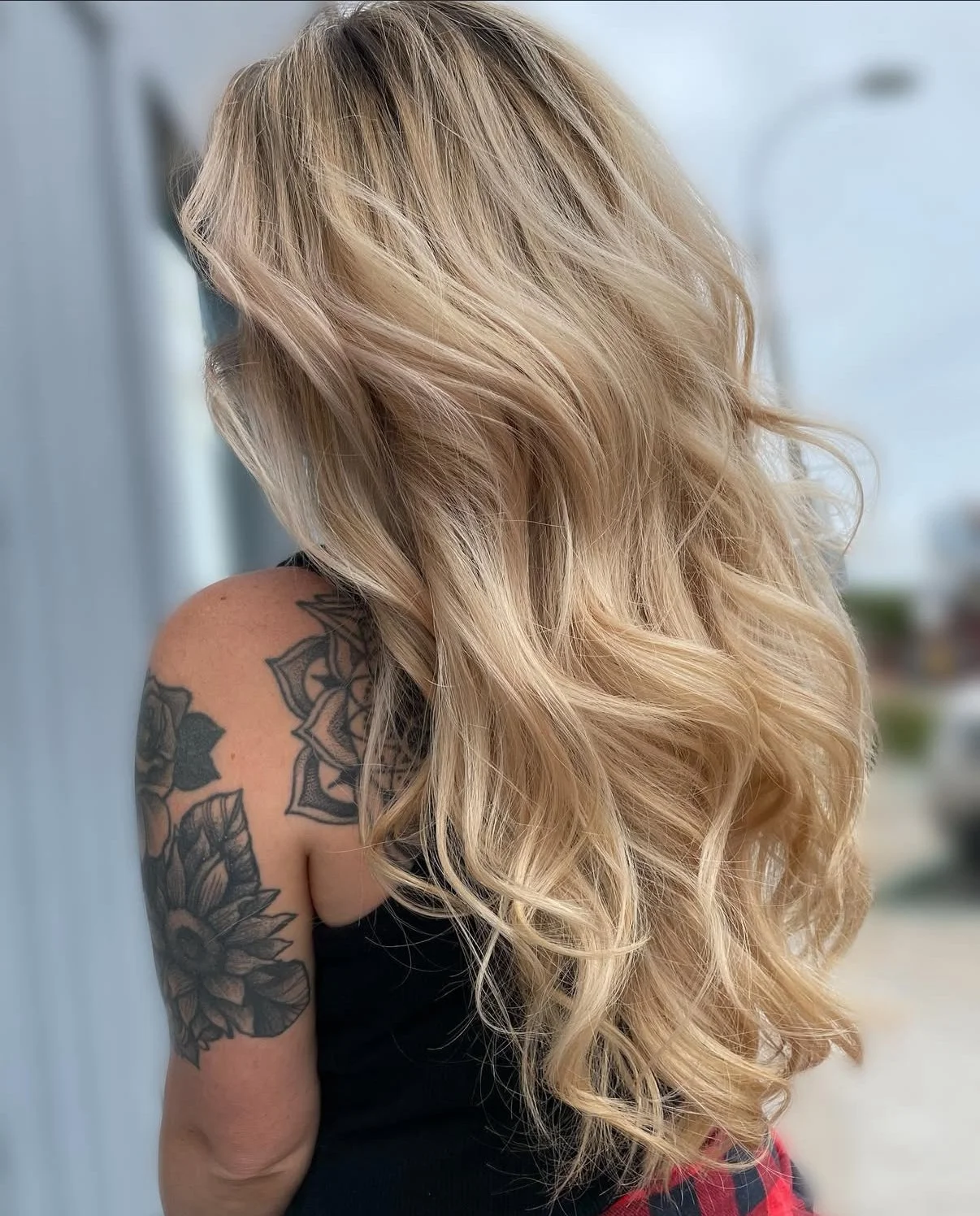Super blonde full highlight—bold, bright, and beautifully blended