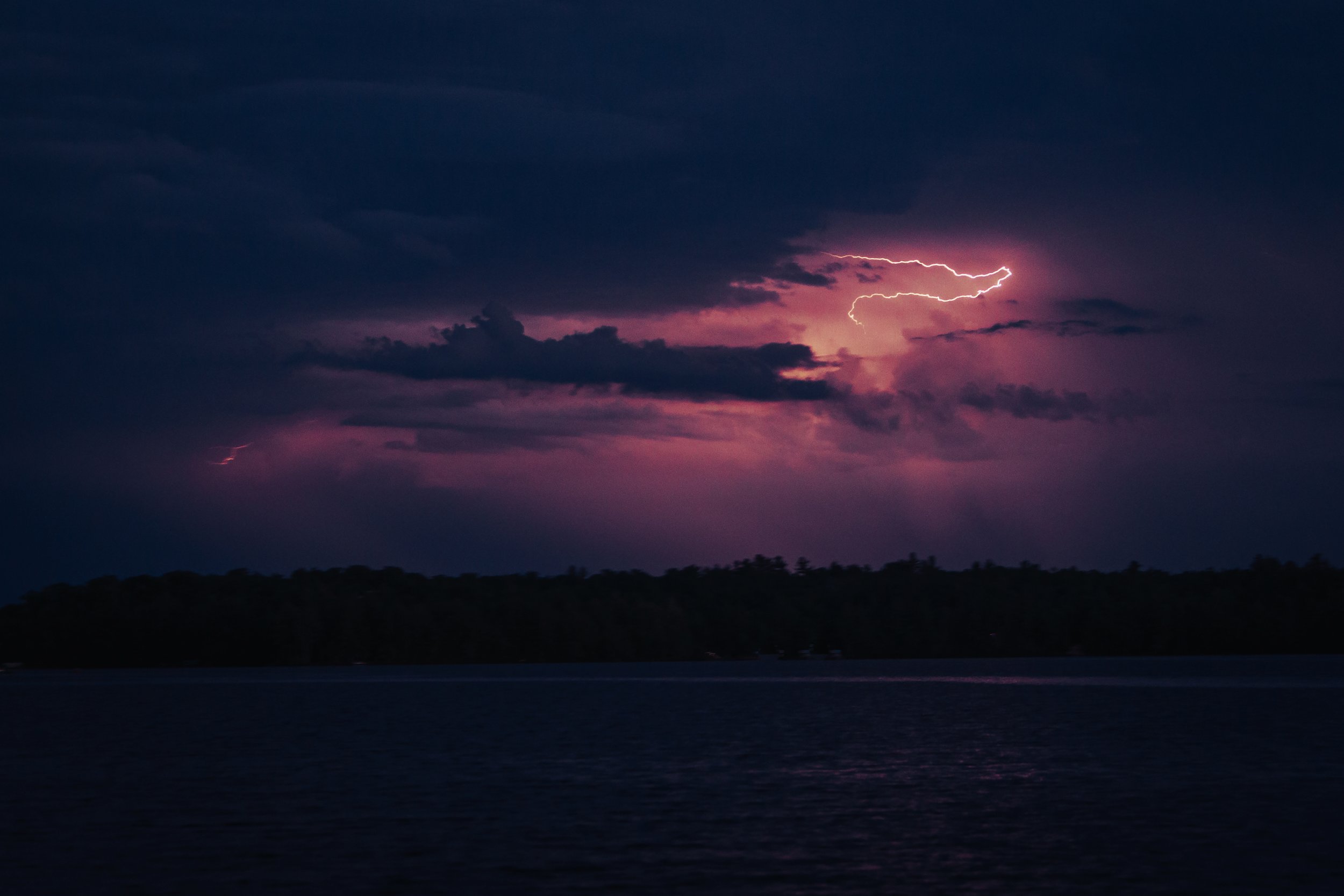 IMG_4916_thunderstruck.jpg
