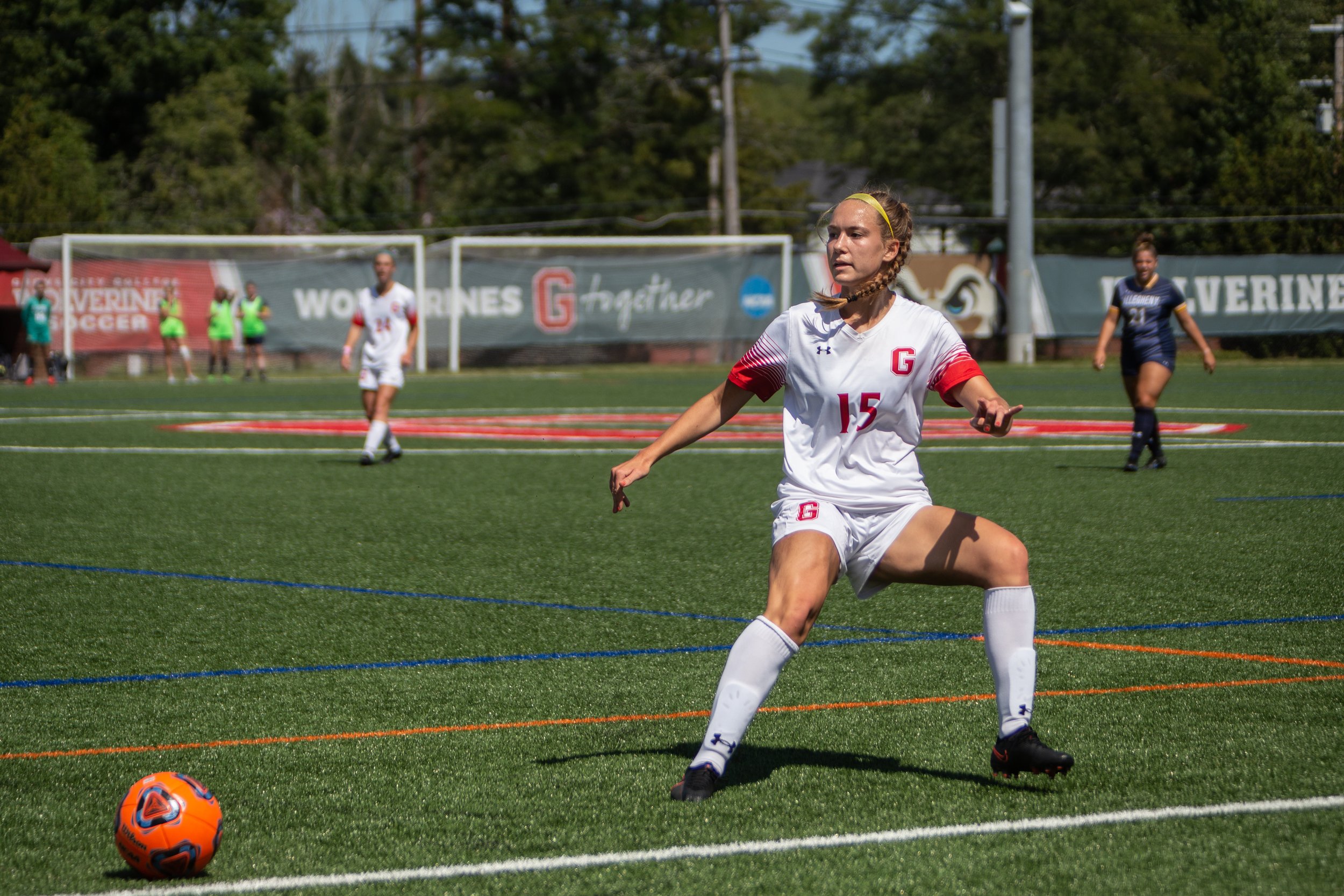 Women's soccer-6.jpg
