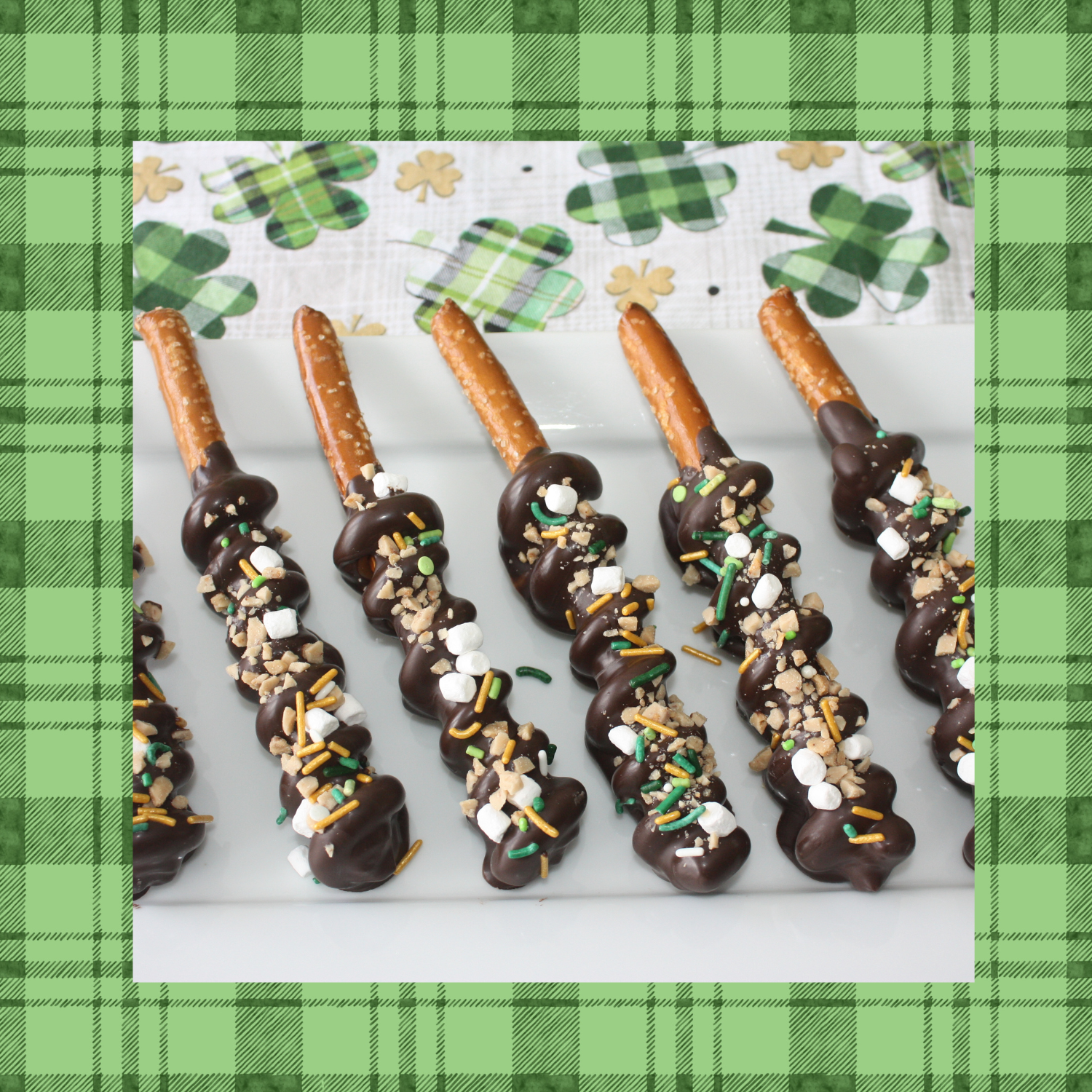 St Patricks Day - Box of Six-2.png