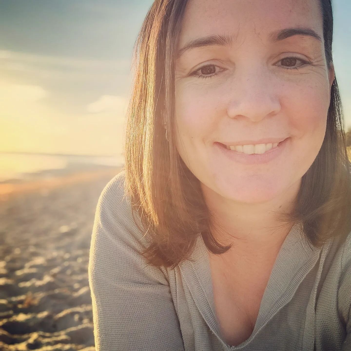 Hi! I'm Megan. 
Welcome to my page 👋
I have just recently completed my Hypnobirthing Australia Practitioner Training so that I can teach the Positive Birth Program to pregnant women and their support people. 
My passion is educating women! I've love