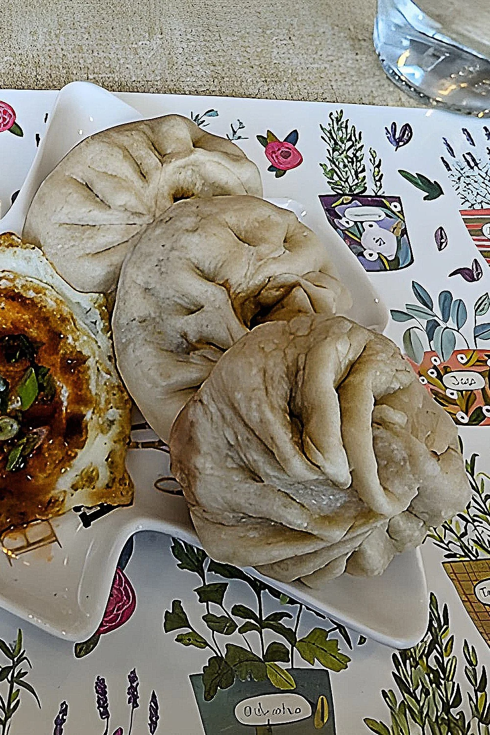 7 Edmonton Restaurants in 7 Delicious Days 10 Steamed Pork Bun lunch combo lunch at Bao in Edmonton