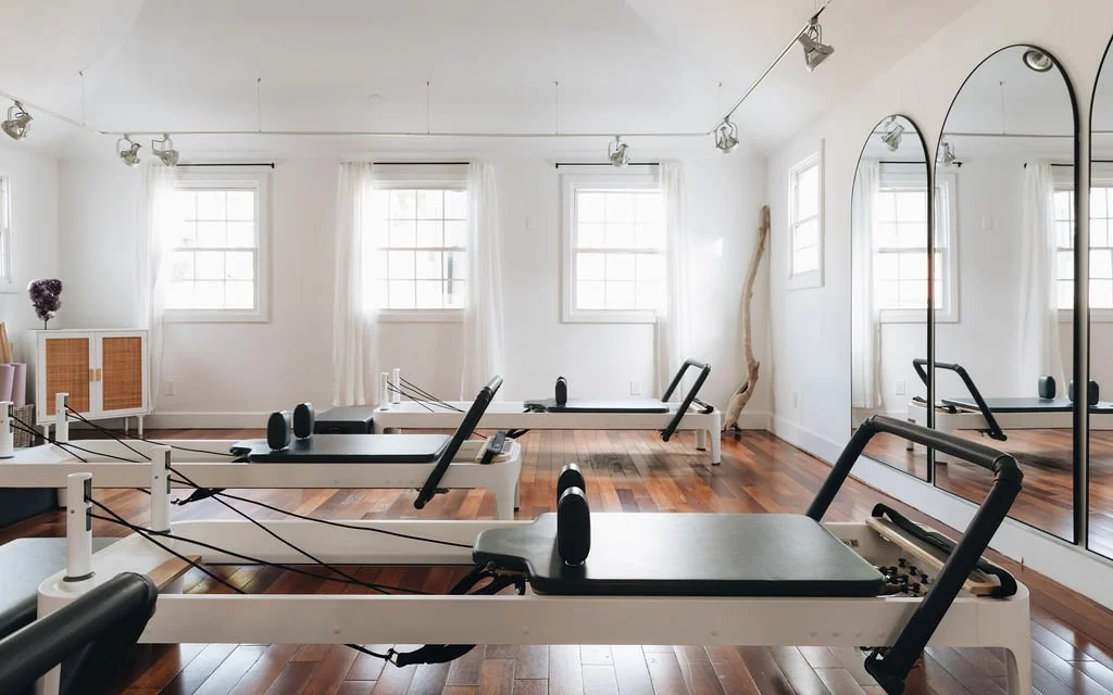 island_movement_pilates_reformers_05.jpg