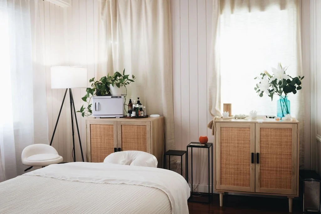 island_movement_treatment_rooms_02.jpg