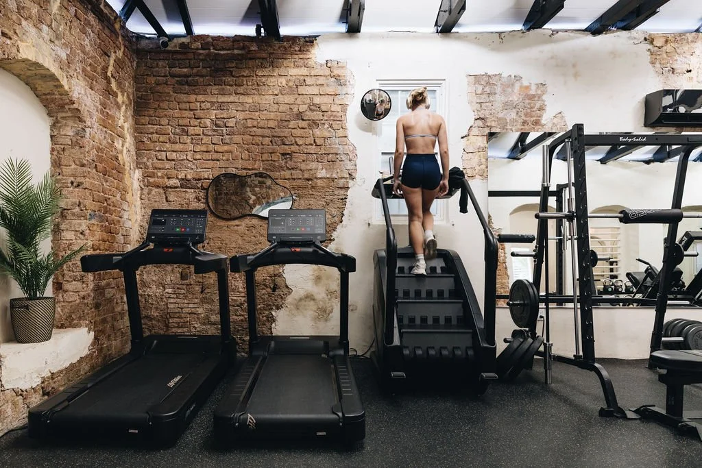 island_movement_main_gym_02.jpg