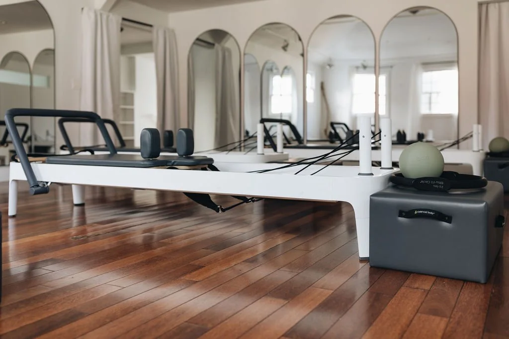 island_movement_pilates_reformers_07.jpg