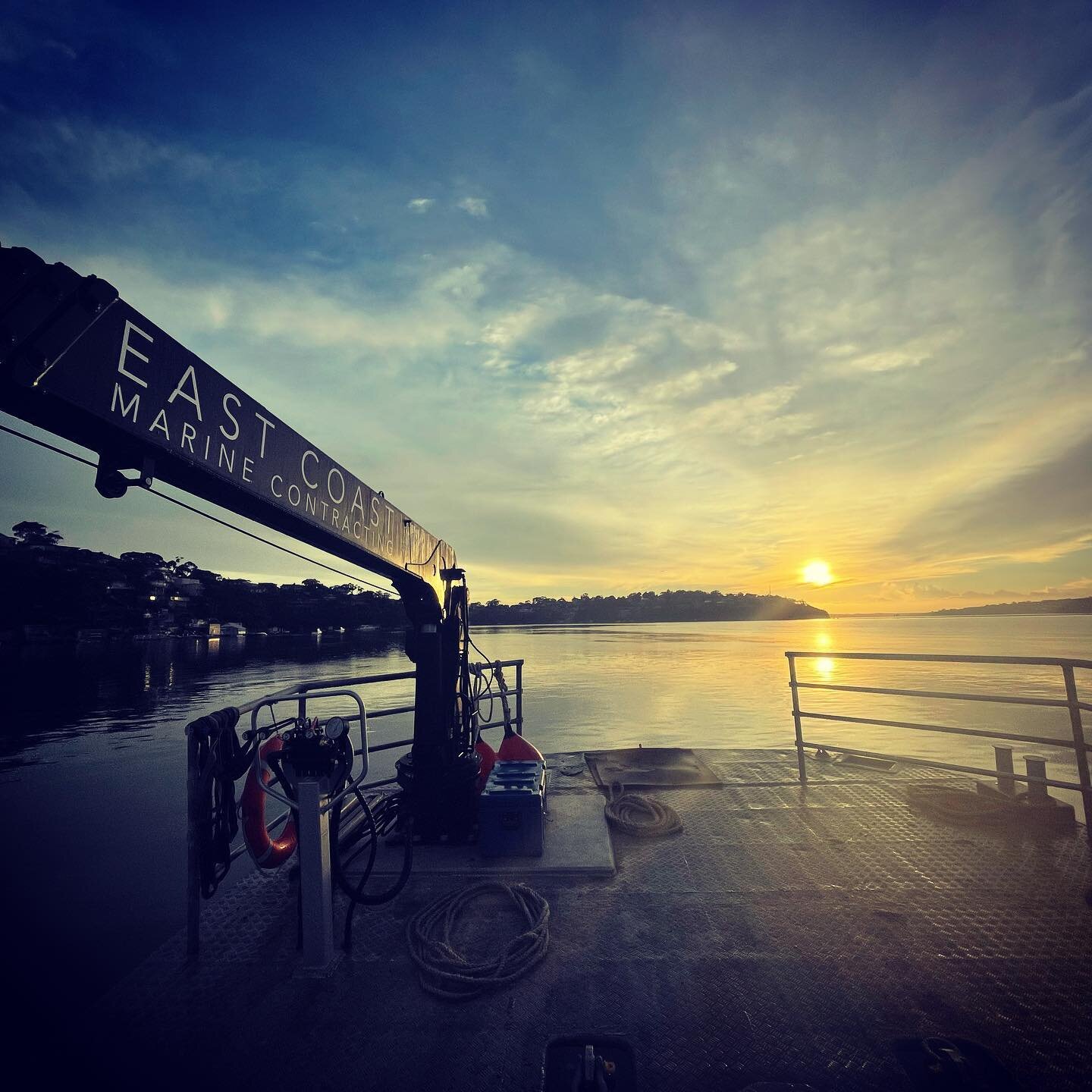 Port Hacking River 2020

#barges #barge #marine #crane #porthacking #construction #sunrise