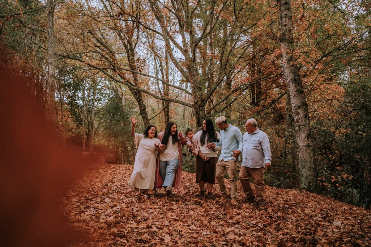 EXTENDED FAMILY CREATE AUTUMN MEMORIES IN HAMILTON