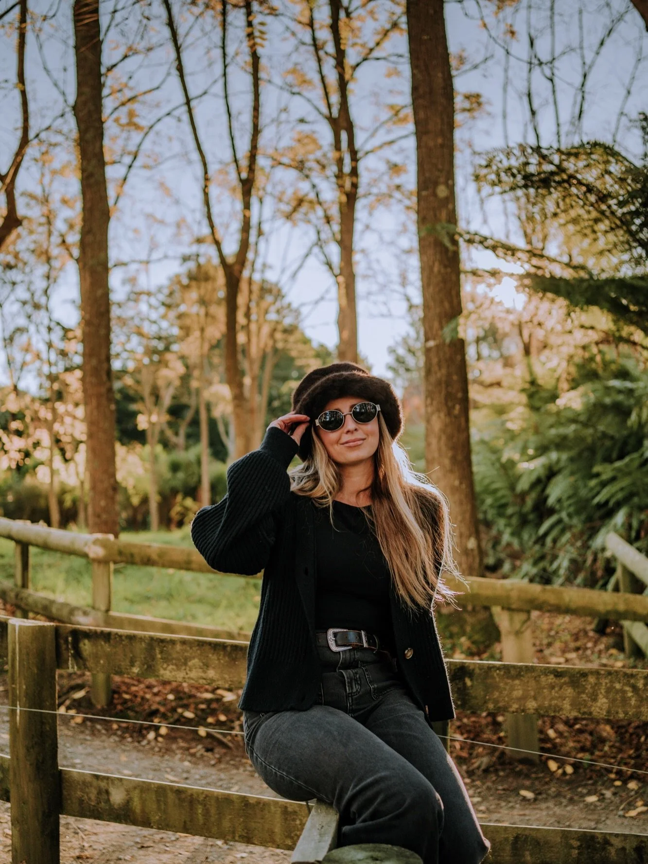 When you have to go incognito mode and pretend to be a tourist wandering around before photographing a proposal 💅🏽 say less. I think my man wils ate with these. How do you think he did? 📸👌🏽

#hamiltonnzphotographer
#waikatoproposalphotographer
#