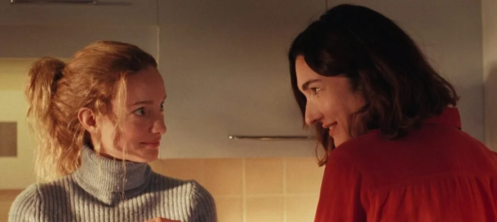 DEUX FEMMES ET QUELQUES HOMMES – Chloé Robichaud