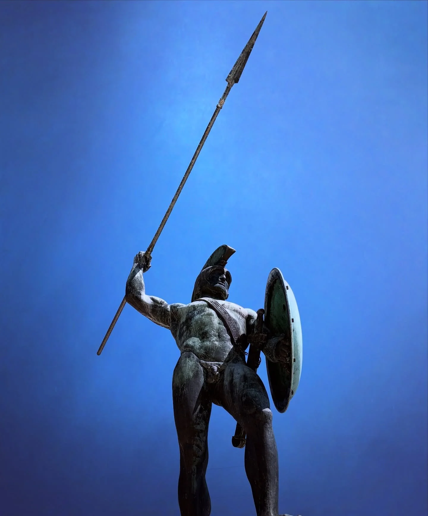 “Il moto dei popoli, da cui derivarono i Latini, e la conclusione del quale in Italia doveva esser Roma, fu analogo alla migrazione dòrica, che in Grecia dette luogo a Sparta: manifestazioni corrispondenti – Roma e Sparta – d