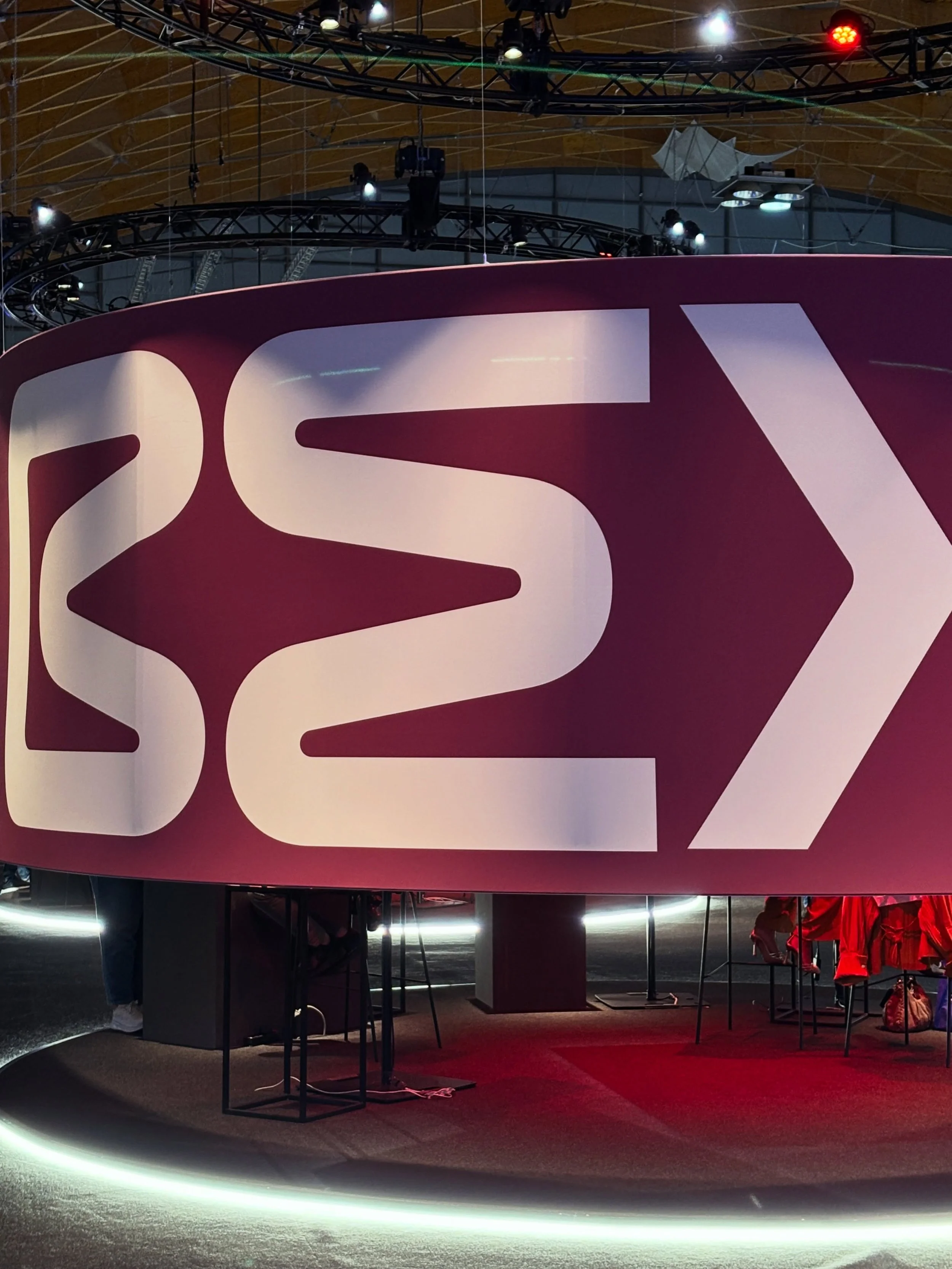 📆 Per industriam ad astra
A Rimini, al BEX - Beyond Exploration Expo, lo spazio ha mostrato il volto meno atteso: quello dell&rsquo;industria. Accompagnato con grande piacere dall&rsquo;esperienza e dall&rsquo;acume di Alessandro Pagano, ne sono tor