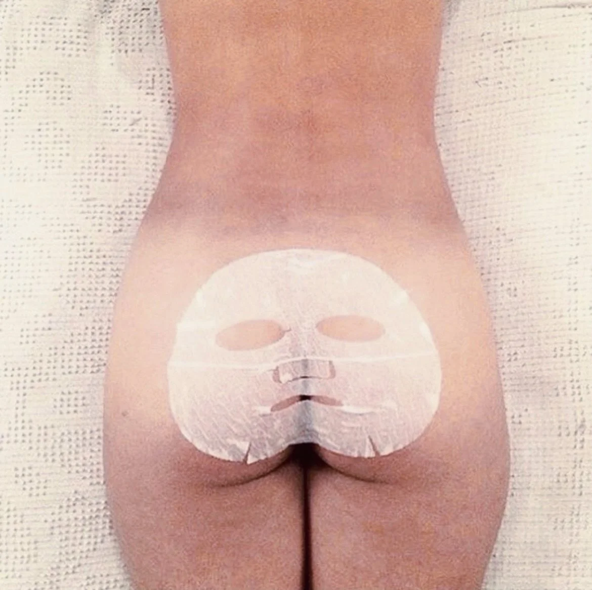 La Facialisme ? C&rsquo;est prendre conscience qu&rsquo;on ne remonte pas nos fesses avec un masque 🫶🏼