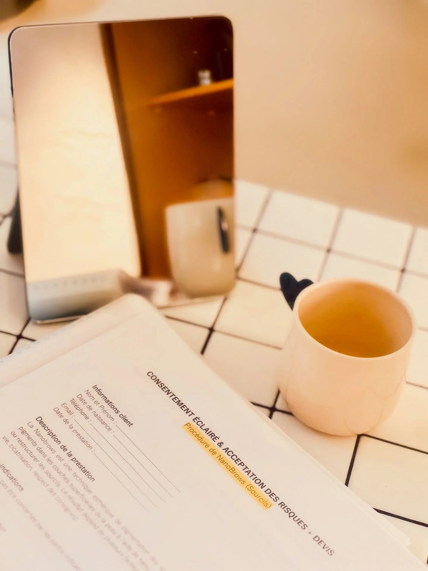 ↩️ AVANT de pr&eacute;voir une pigmentation, on se rencontre, lors d&rsquo;un rendez-vous DIAG&rsquo; afin de parler sourcils, complexes, analyser l&rsquo;existant et le potentiel votre ligne et voir si la m&eacute;thode Nanobrows est la plus adapt&e