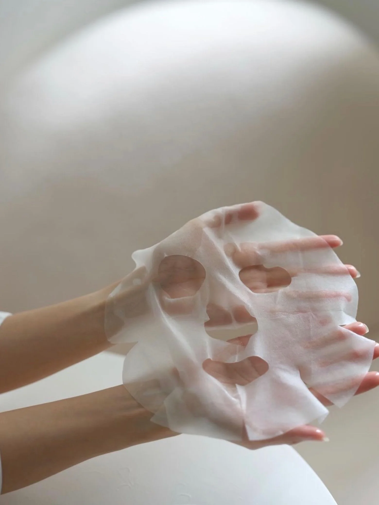Comme d&rsquo;habitude, on vous propose nos coups de c&oelig;ur. 
Les masques tissus et hydrogels disponibles en boutique :

🔹 Les masques au collag&egrave;ne : Le masque rose de @biodance_official, celui qu&rsquo;on voit partout sur les r&eacute;se