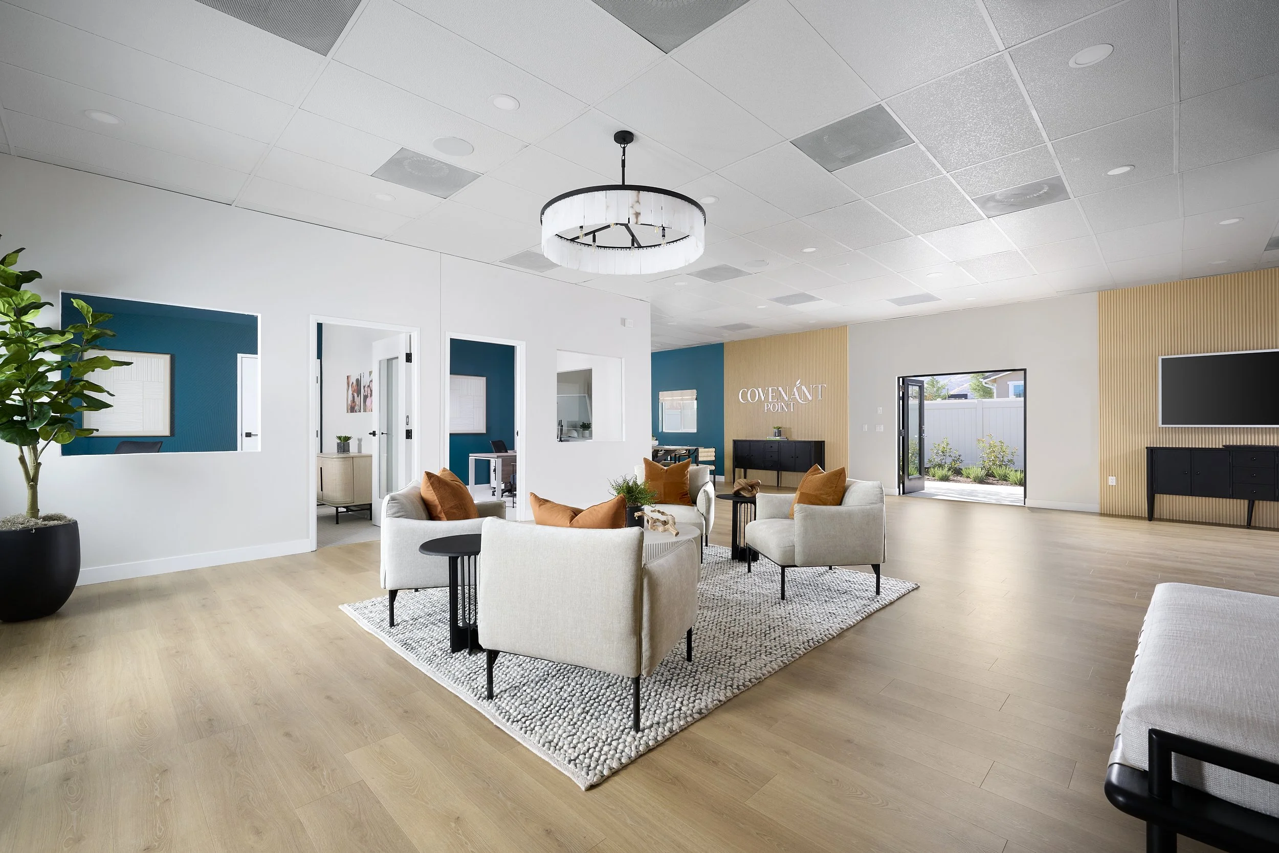 250924_SOCAL_CovenantPoint_SalesOffice_002.jpg