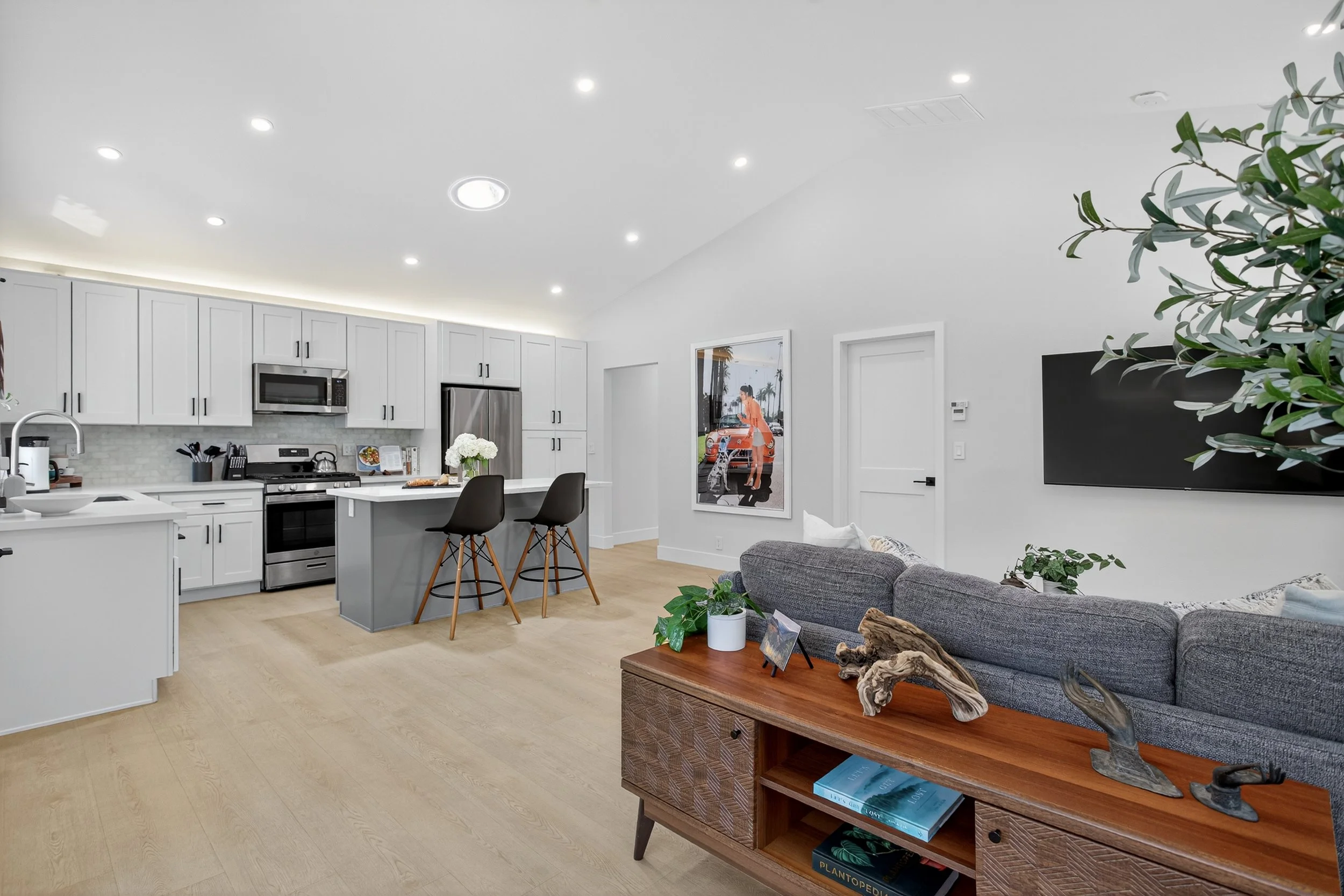 We try to stock the ADU with smart speakers, books, and enough stuff to provide basic utility without feeling cluttered.