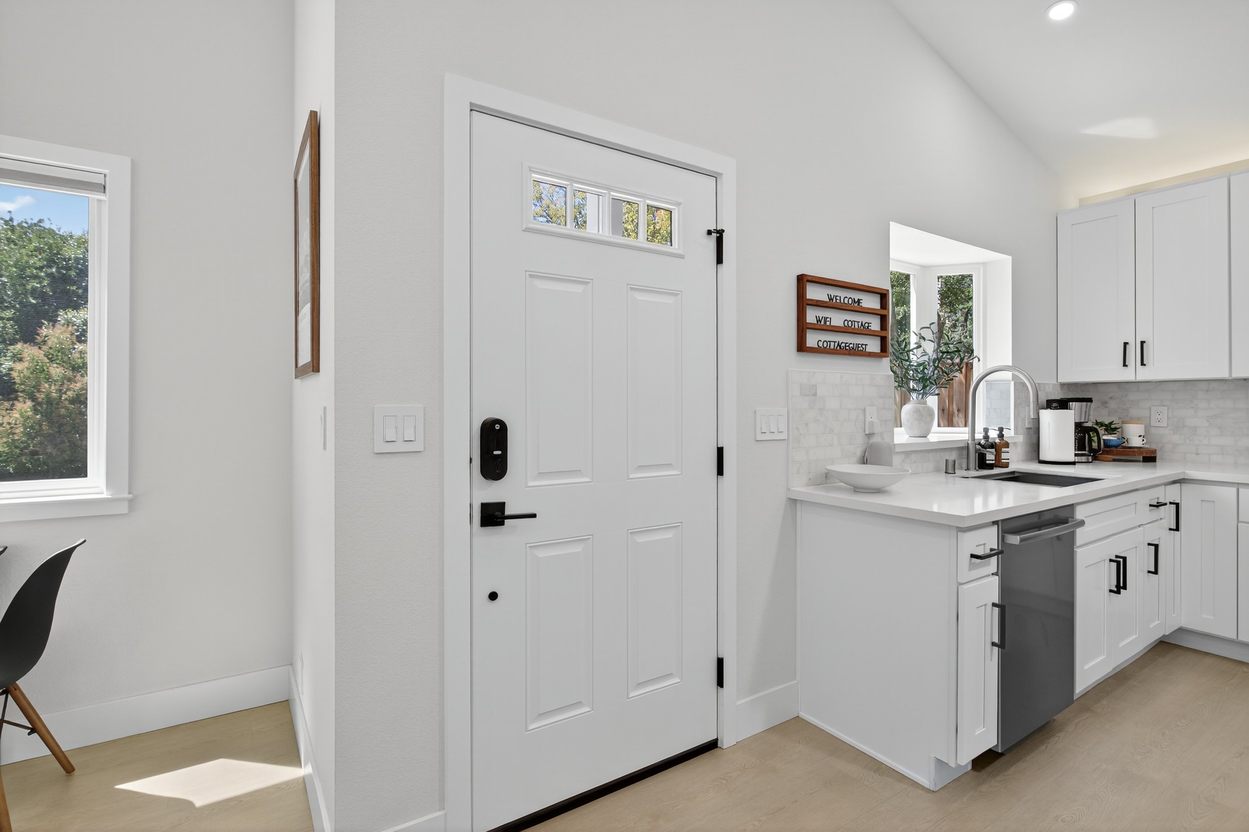 The ADU is furnished to be modern / high end, while still feeling homie.