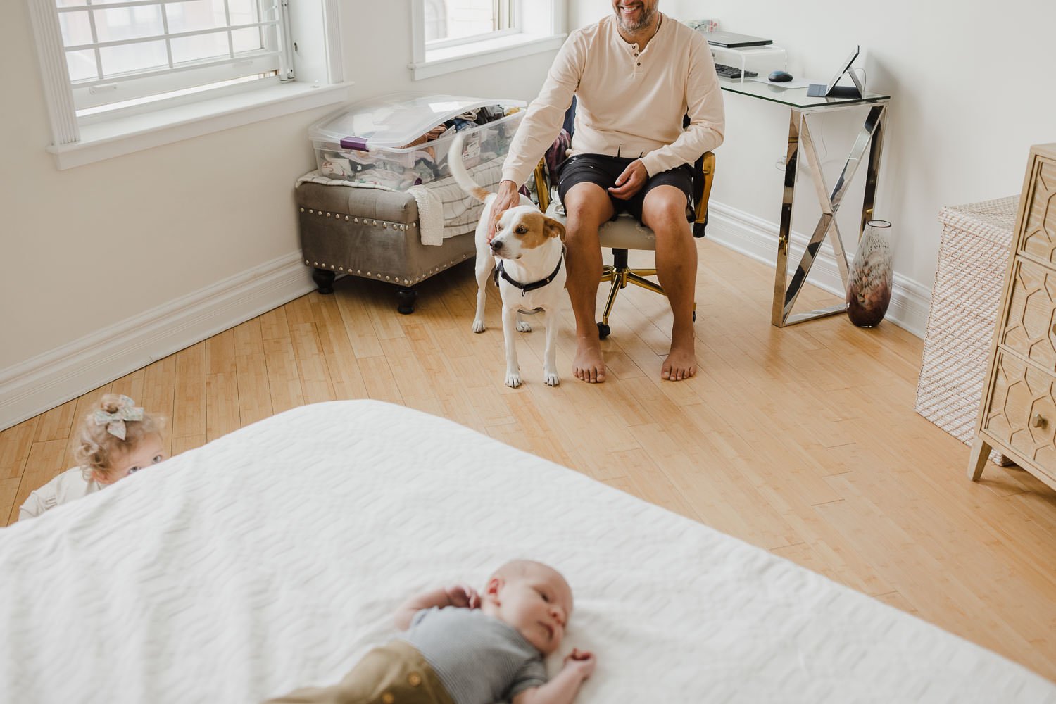 Candid In-Home Family Portraits with toddler and newborn