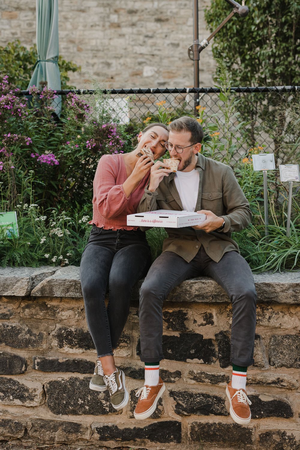 Philly Engagement Shoot with Pizza at Corinthian Gardens