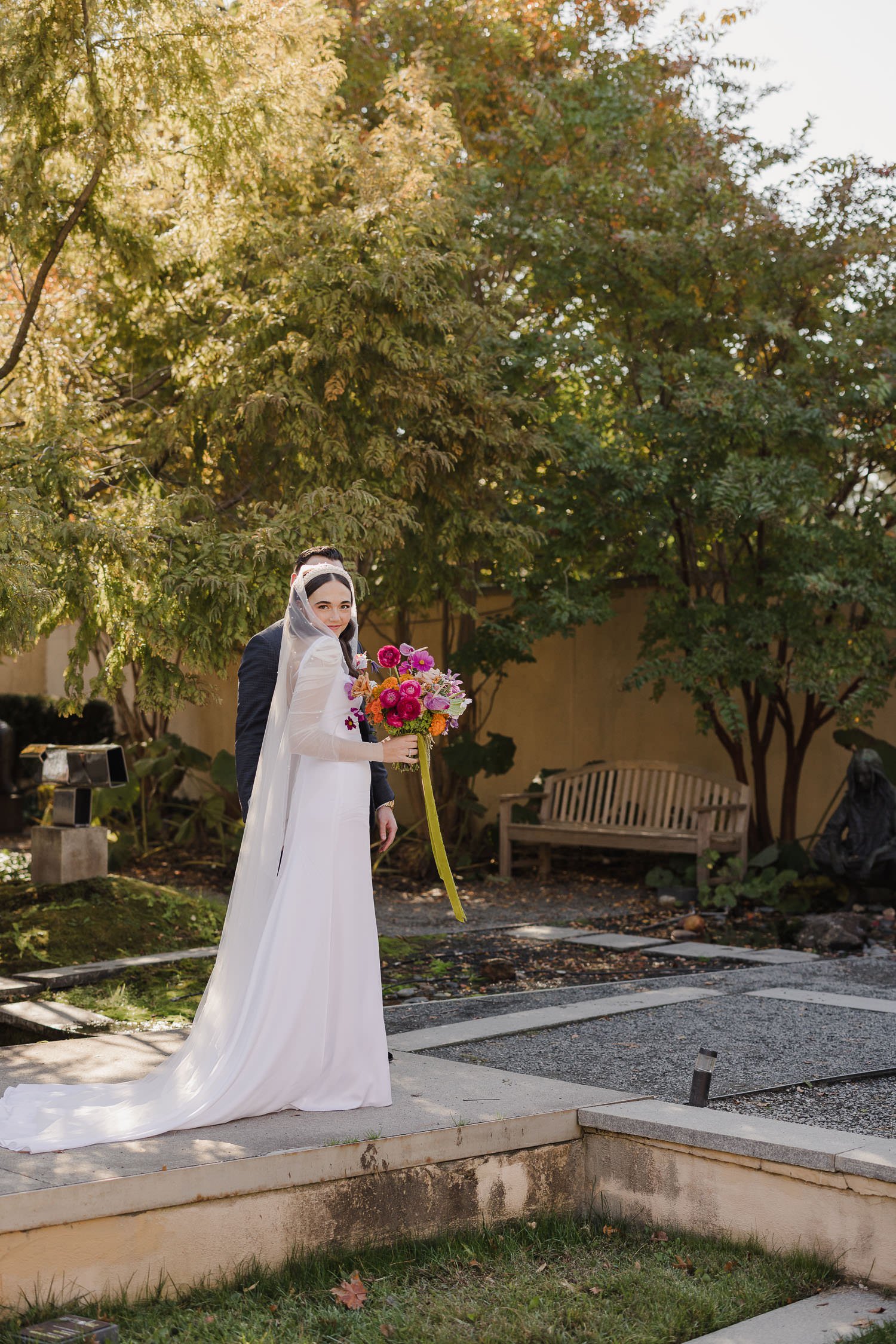 Colorful fall wedding at Grounds For Sculpture