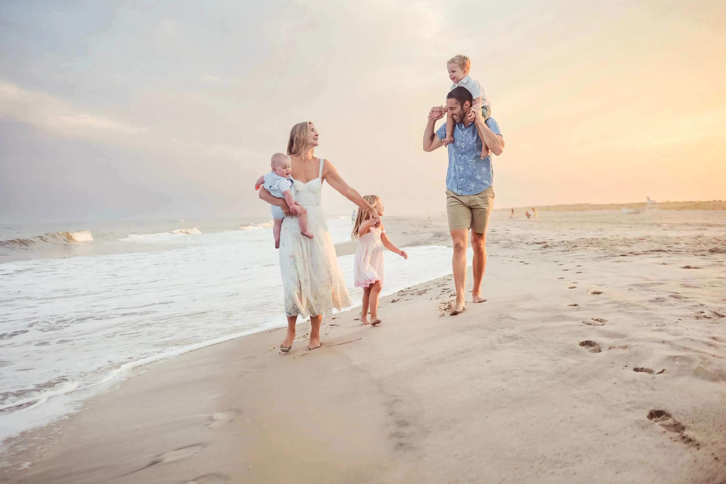 This session was a dream ✨

Beautiful family on a beautiful evening with a perfect sky&hellip; can&rsquo;t ask for anything more

#southjerseyphotographer #southjerseylifestylephotographer #southjerseyfamilyphotographer #jerseyshorephotographer #jers
