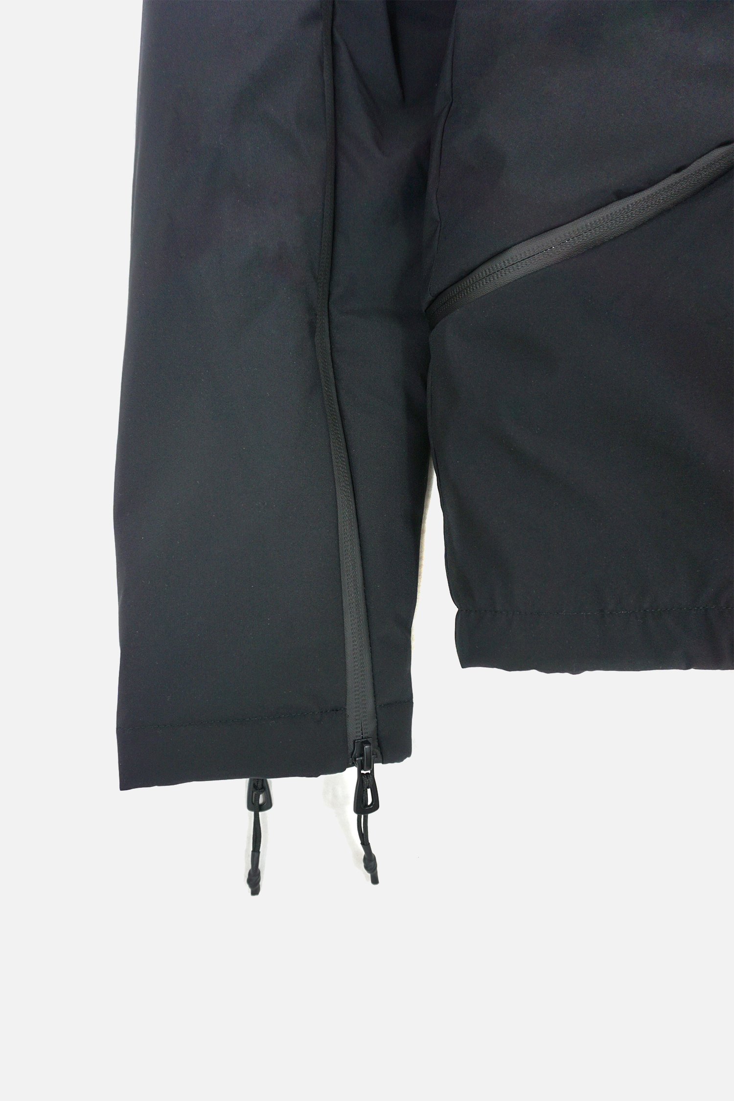 Cargo Shell Flak Jacket Back Zipped Web Flatlay.jpg