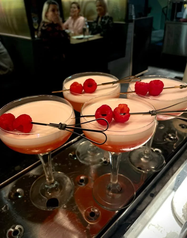 Long weekends have a way of slowing things down. A couple of cocktails, pizza fresh from the oven and a cosy spot to settle into for a while. The kind of place where an afternoon turns into an evening and nobody&rsquo;s in a rush to leave. Just good 