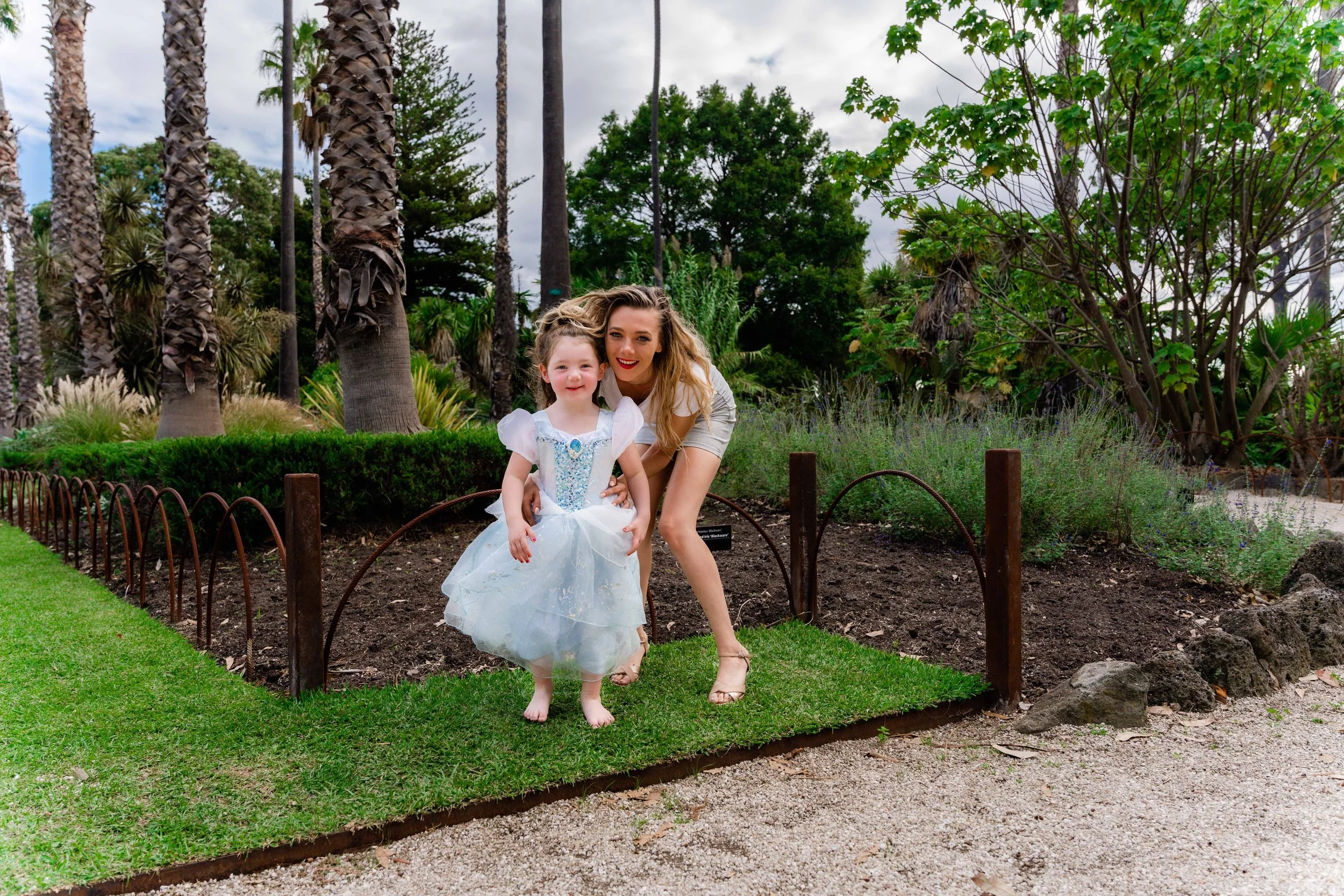 Mothers Day Shoot with Mother and Daughter at Melbourne Royal Botanical Garden