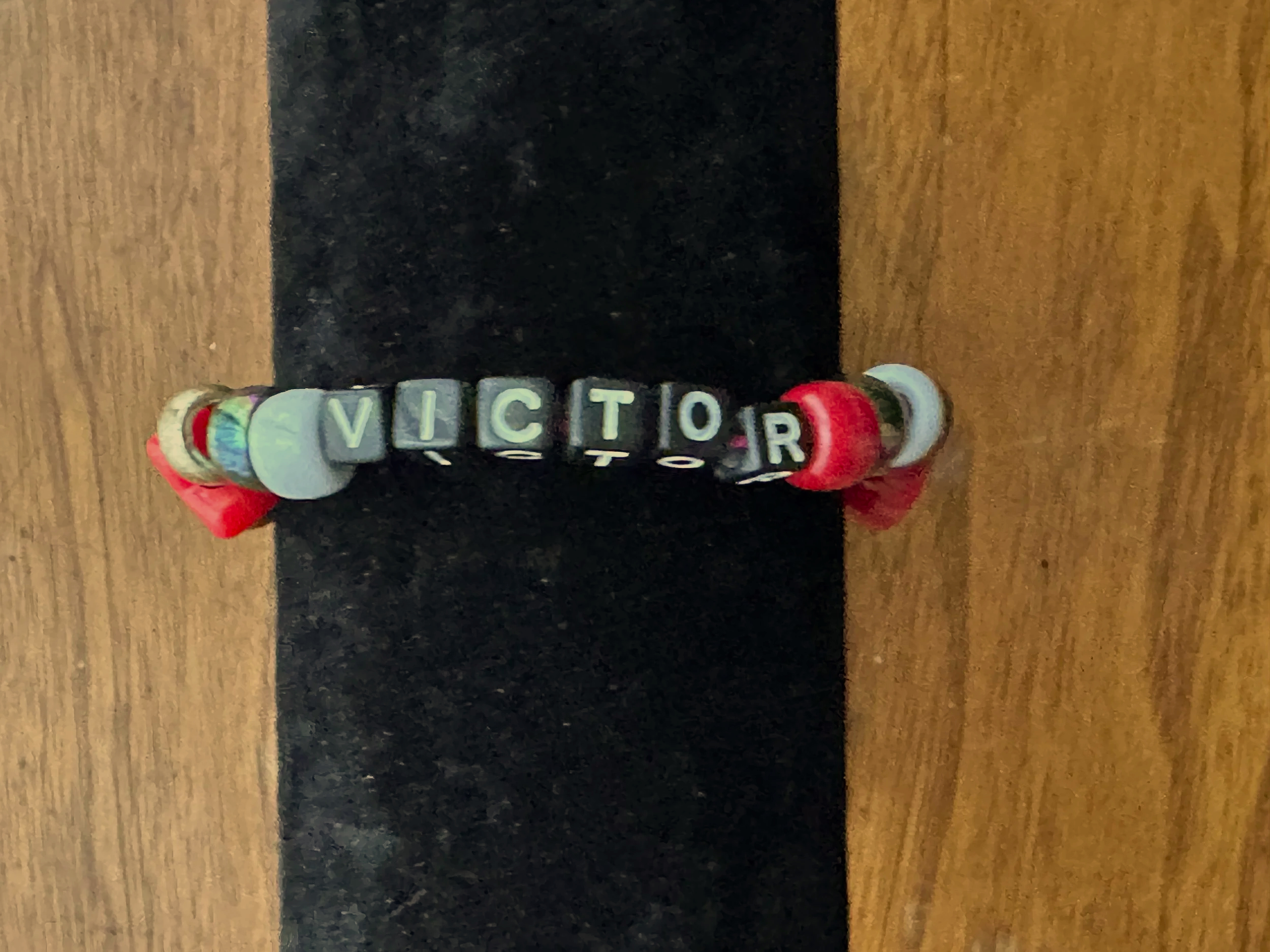 Victor+01.png