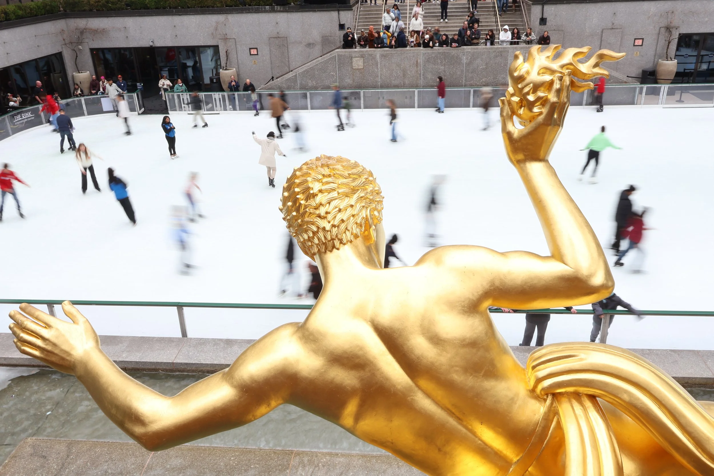 Rockefeller ice skating rink 