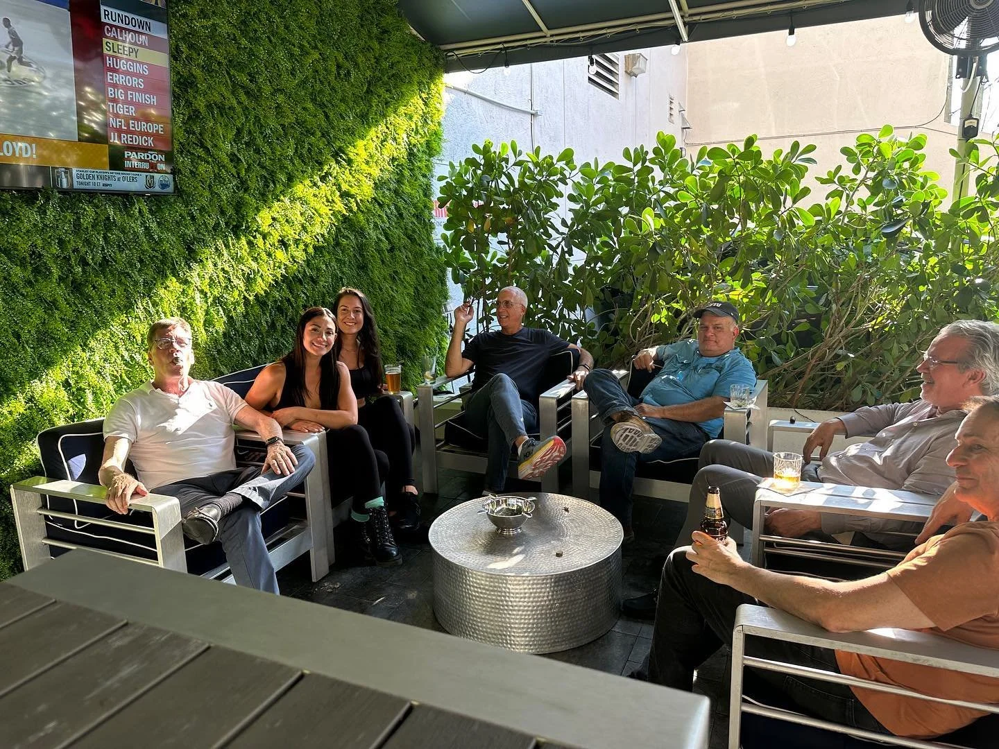It&rsquo;s not a wine down Wednesday&hellip; it&rsquo;s a cigar Wednesday. 

Check out @galianocigarroom for good times with friends and the Coral Gables BID 🌴

#experiencecoralgables #experiencegalianocigarroom #wednesdays #coralgablesbid #downtown