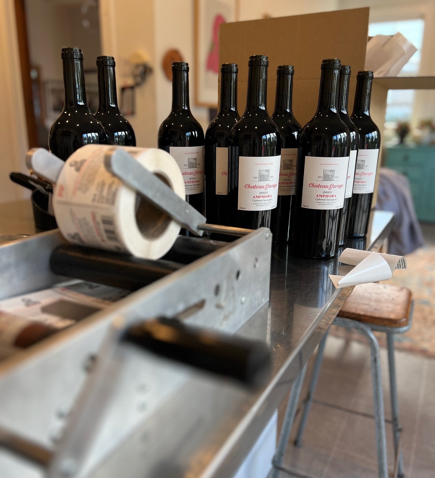 Hand labelling the inaugural release of Chateau Garage Amphora Cabernet Sauvignon 2023 for @regional_wines_beers_spirits . 

In store from Friday. Red wax seal tomorrow morning then on the way&hellip;

#aintnogravellikeagimblettgravel #gimblettgravel