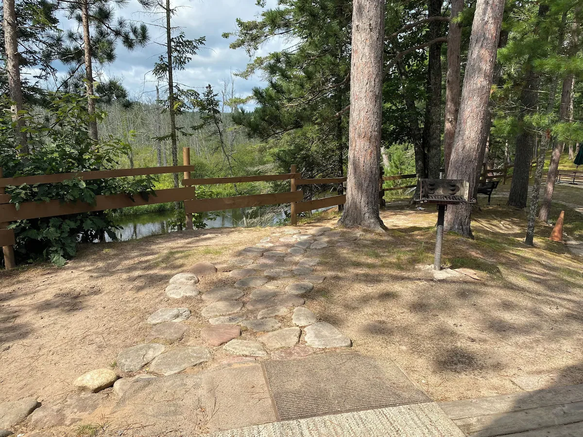 Cabin 2 Riverview.webp